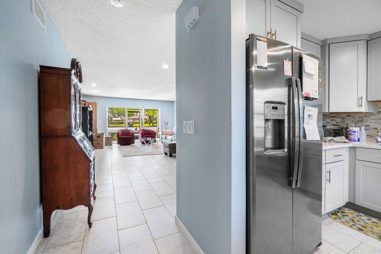 Boca Raton, FL 33428,9232 Pecky Cypress LN 2-E