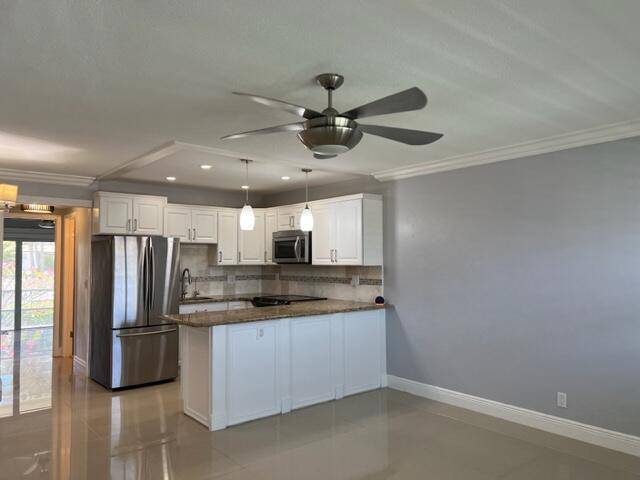 Boynton Beach, FL 33435,800 W W Horizons 211 211