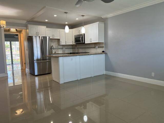 Boynton Beach, FL 33435,800 W W Horizons 211 211