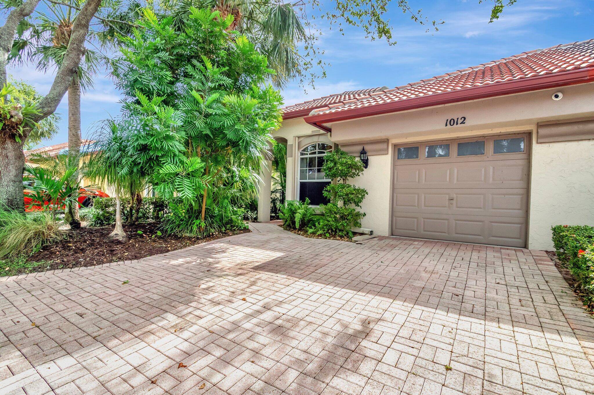 Riviera Beach, FL 33418,1012 Via Jardin