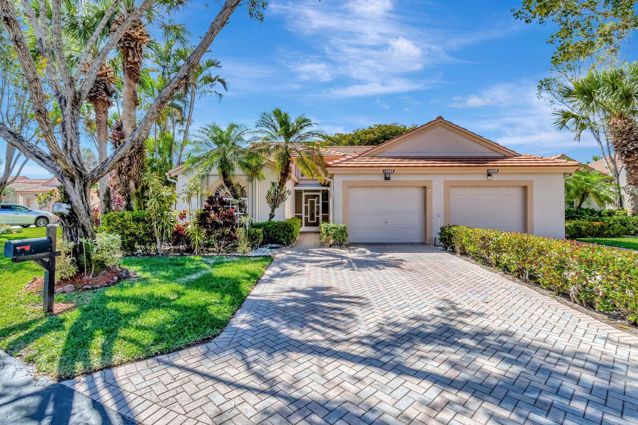 Delray Beach, FL 33446,14343 Emerald Lake DR