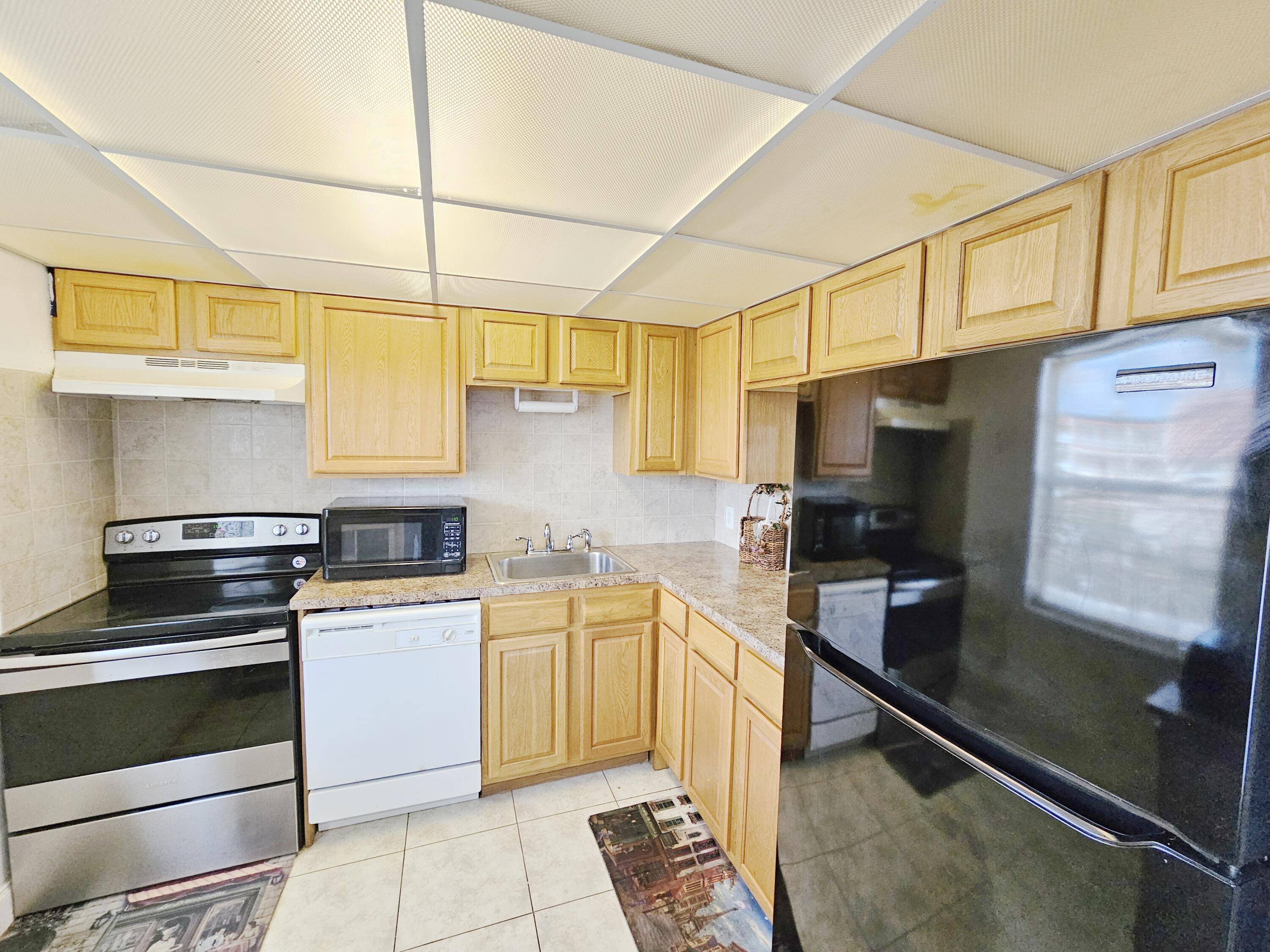 Margate, FL 33063,1000 Country Club DR 304