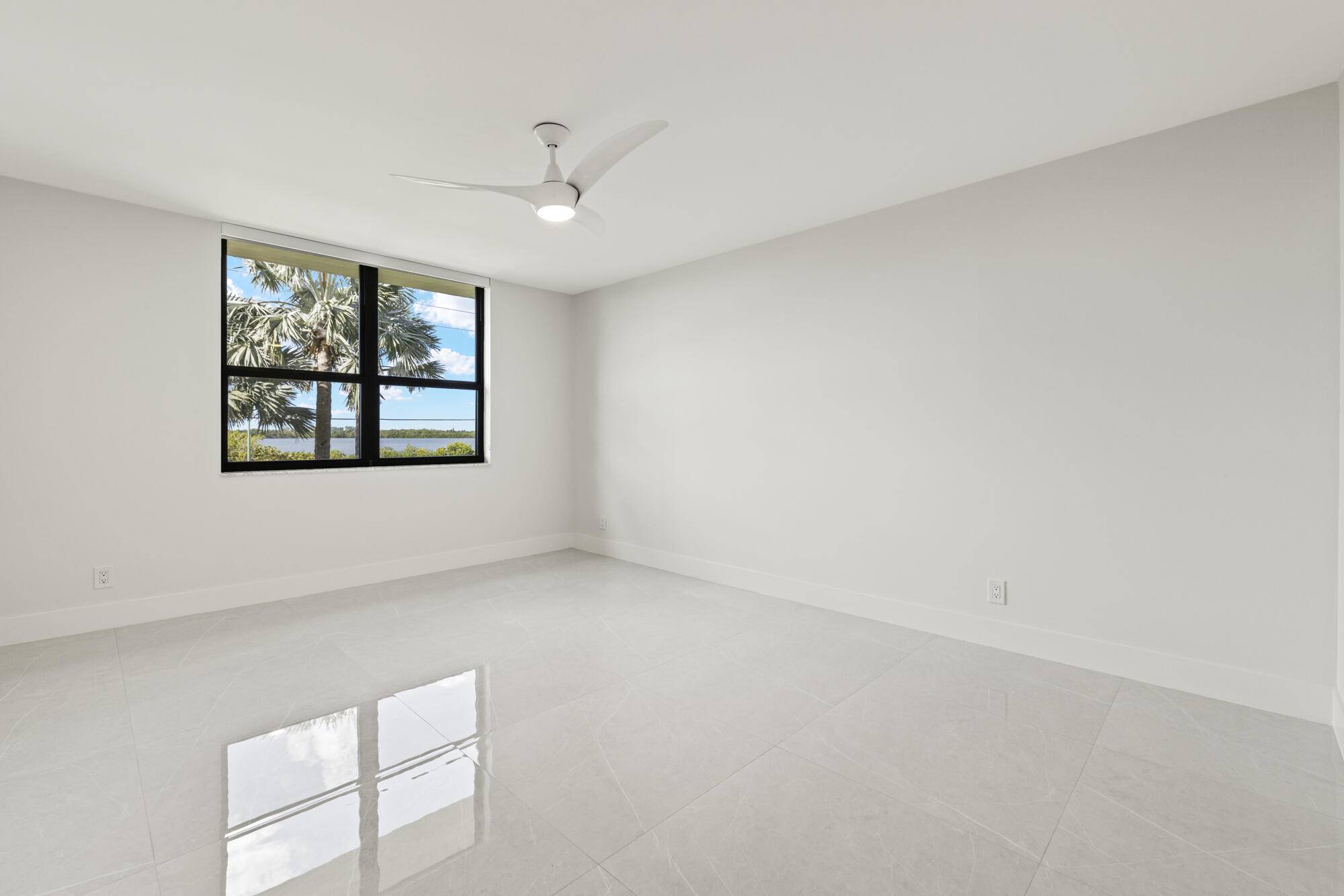 Singer Island, FL 33404,5480 N Ocean DR B1c