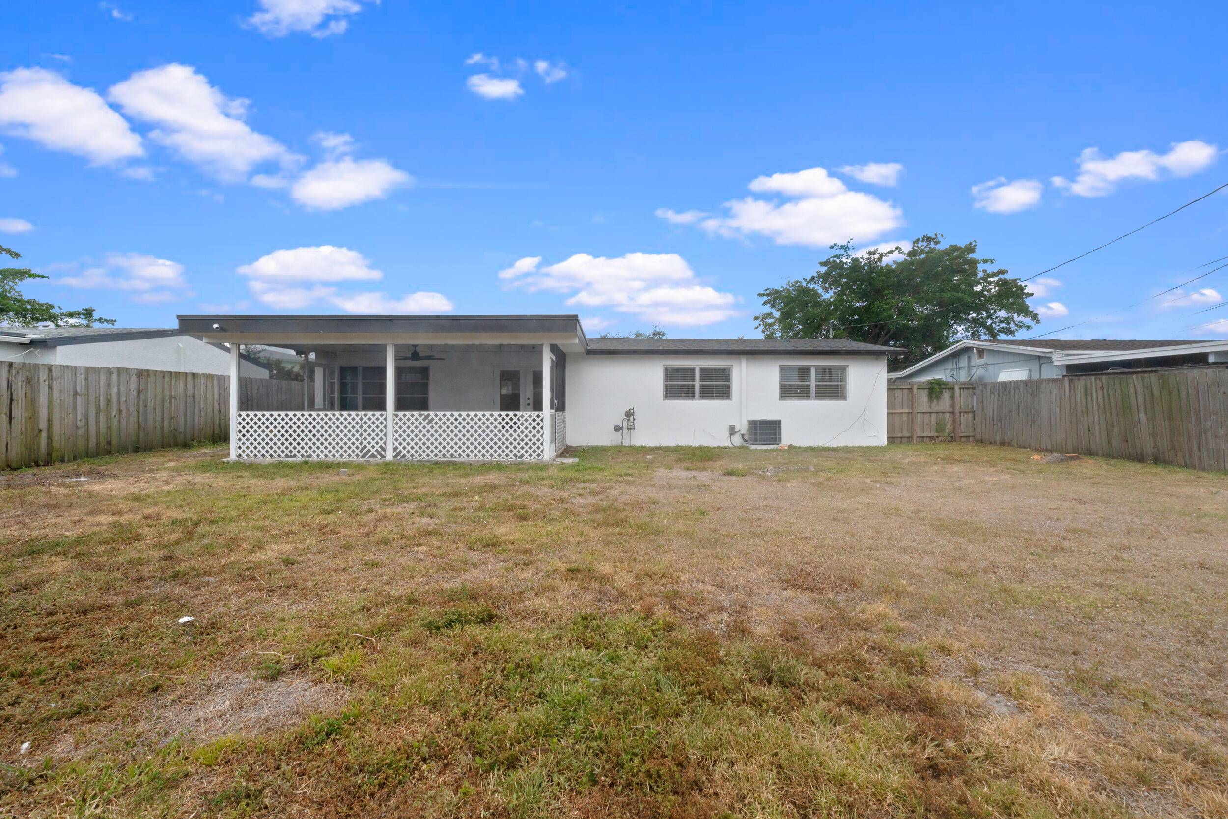 West Palm Beach, FL 33407,5720 Parke AVE