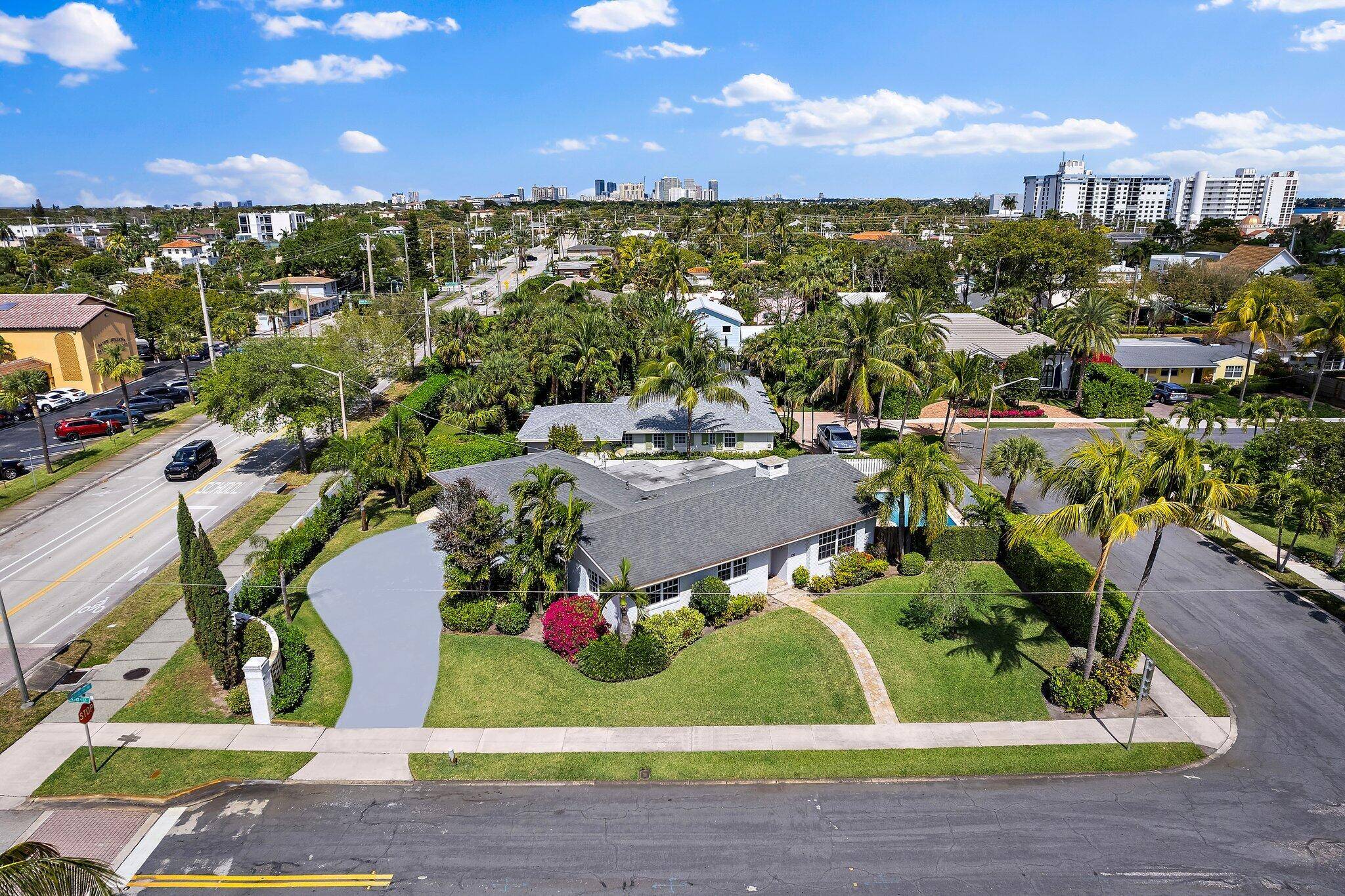 West Palm Beach, FL 33405,235 Worth CT