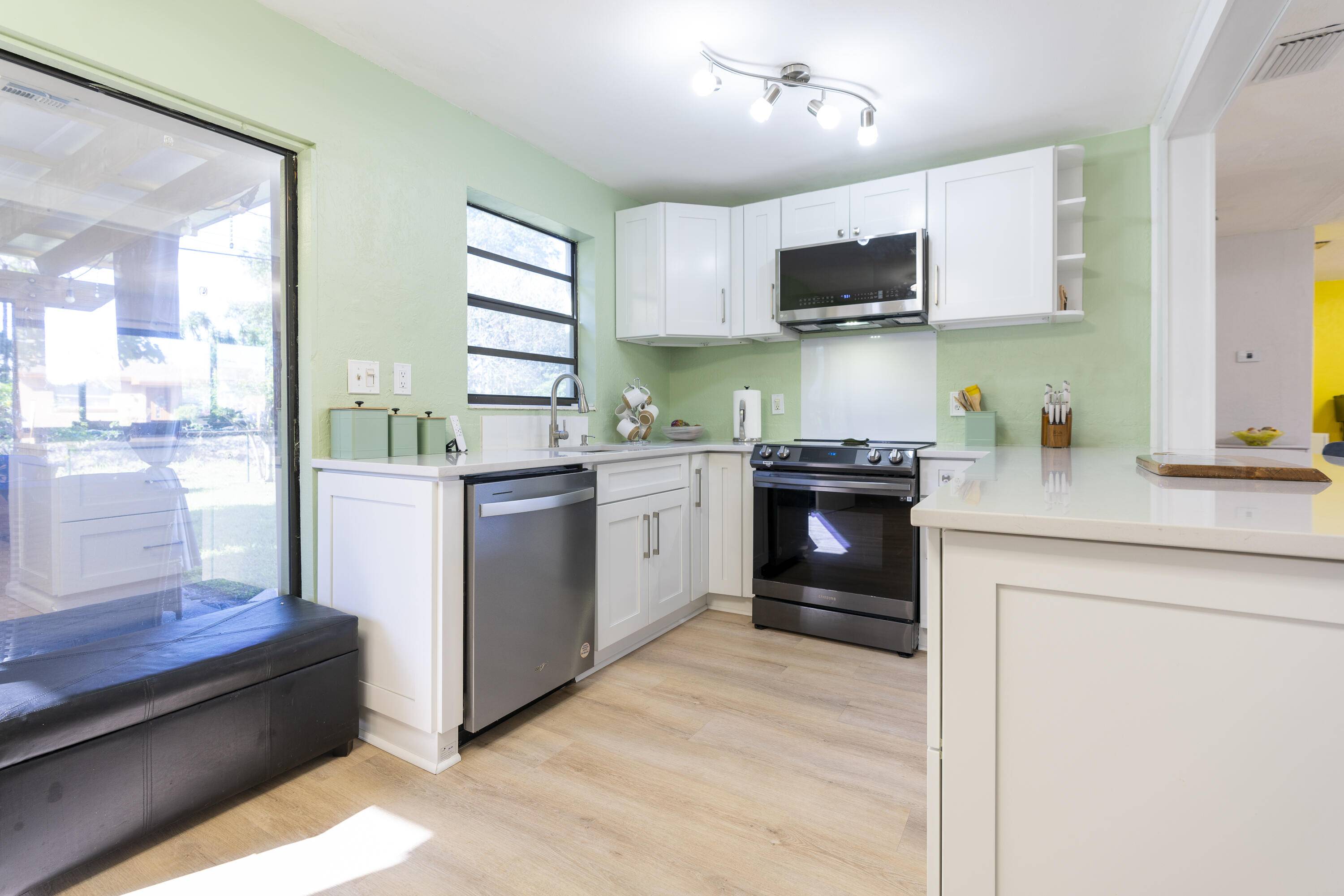 Palm Beach Gardens, FL 33410,4318 S Mary CIR