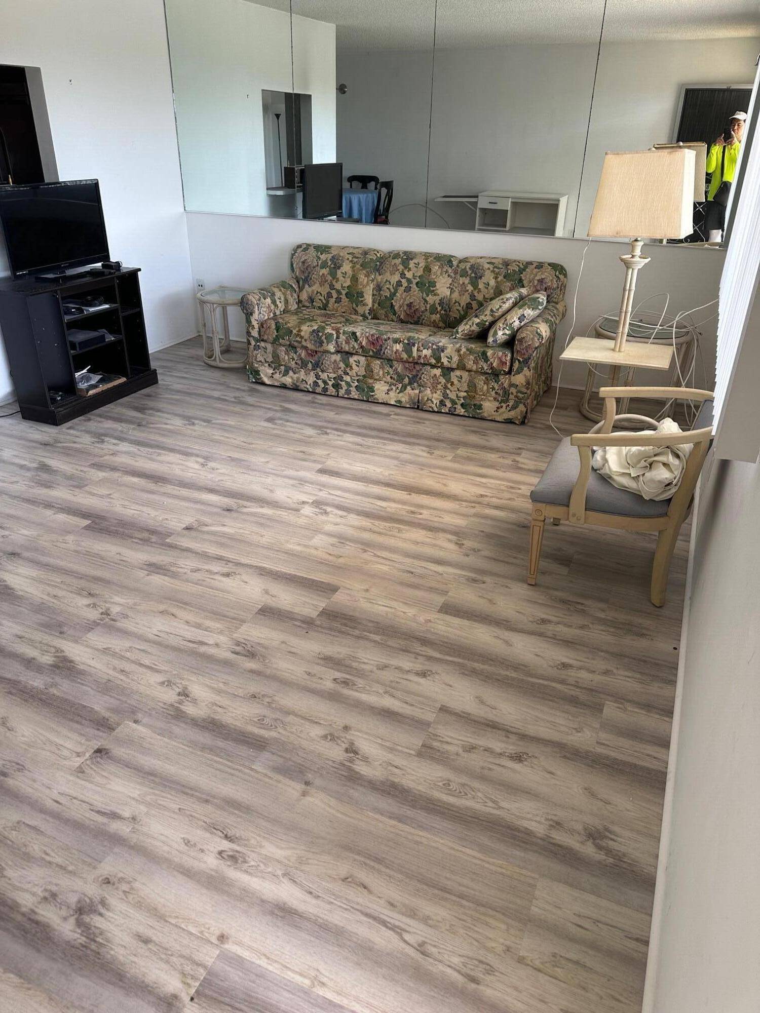 Palm Springs, FL 33461,300 S Village Green CIR 418