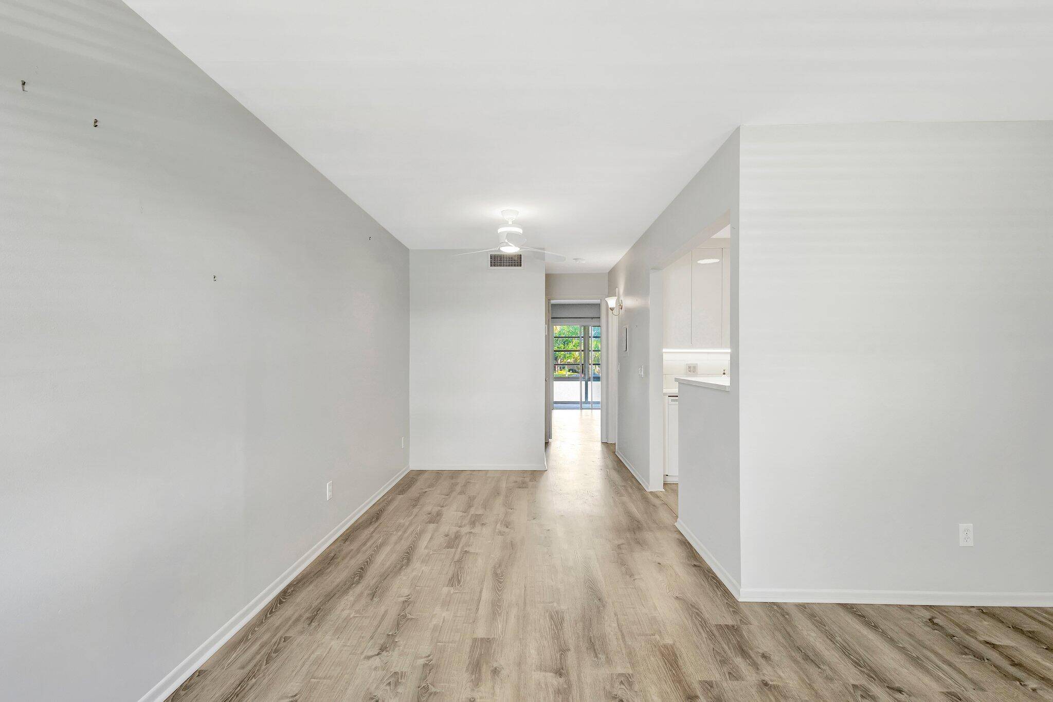 Vero Beach, FL 32962,20 Vista Gardens TRL 204