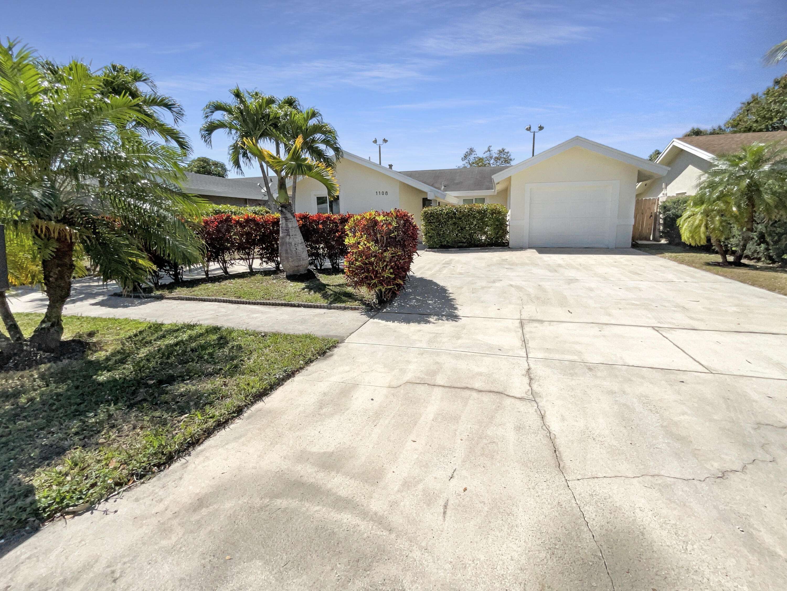 North Lauderdale, FL 33068,1108 SW 75th AVE