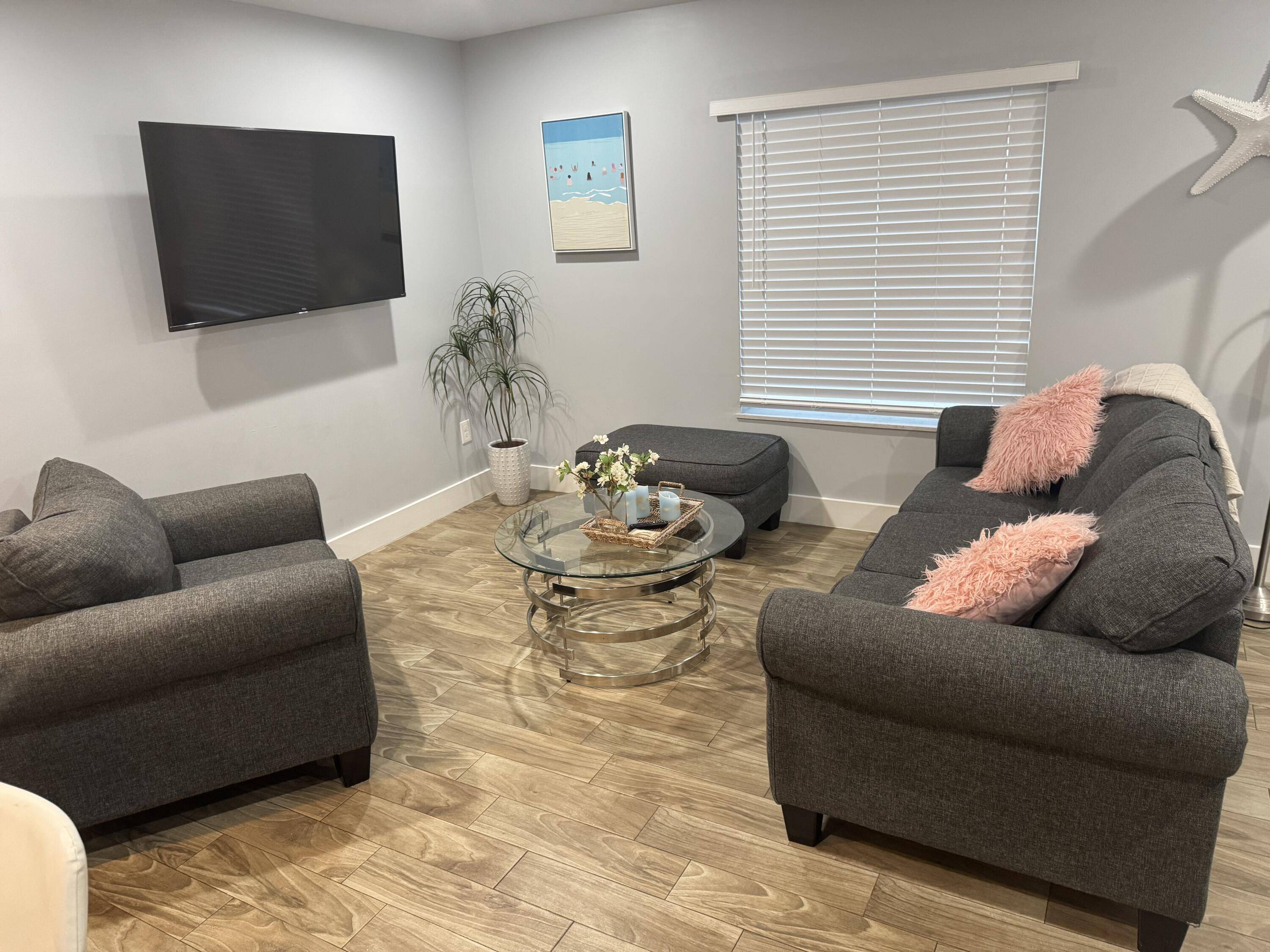 Lake Worth Beach, FL 33460,601 N E ST