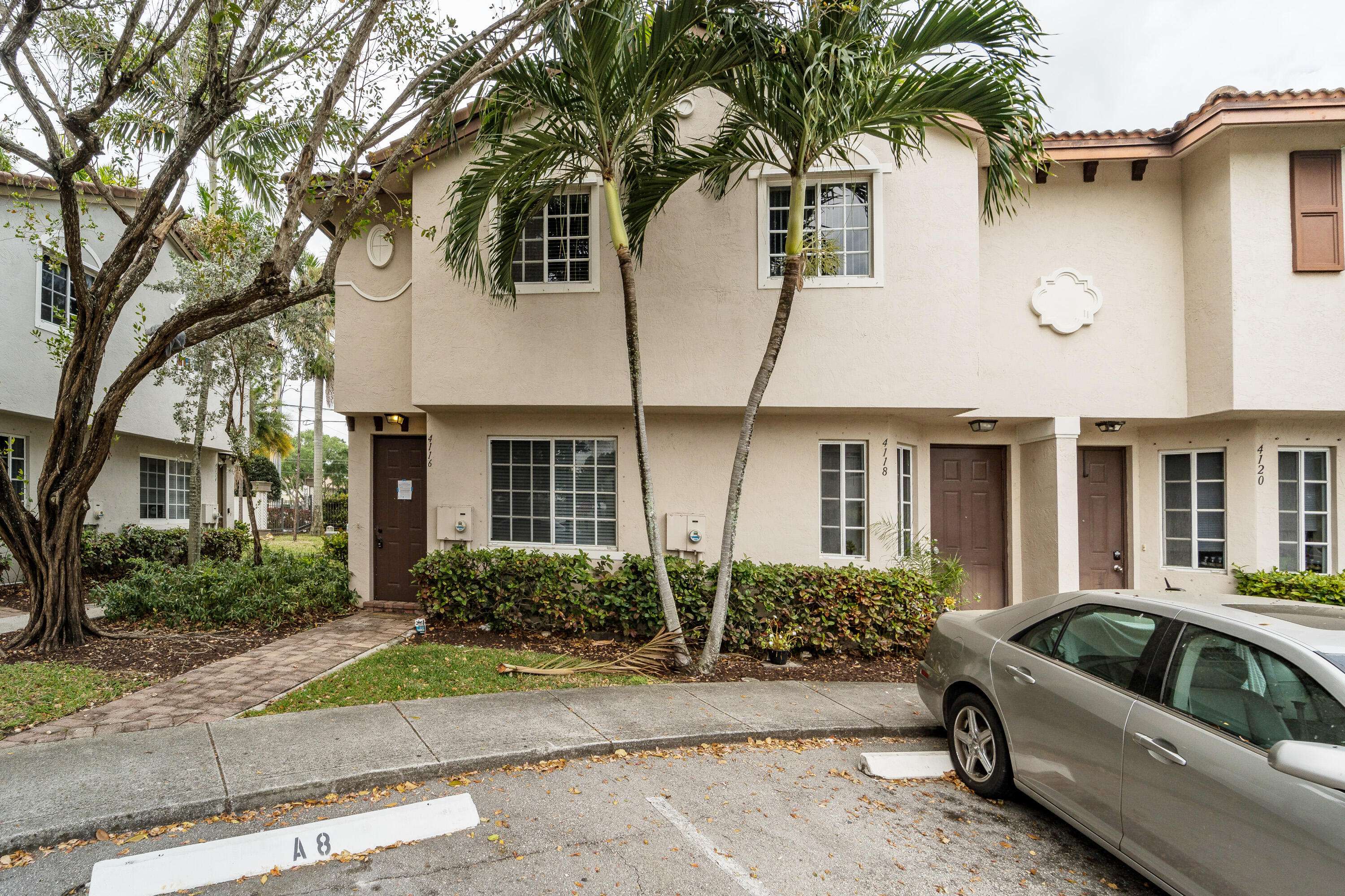 Riviera Beach, FL 33410,4116 Napoli Lake DR