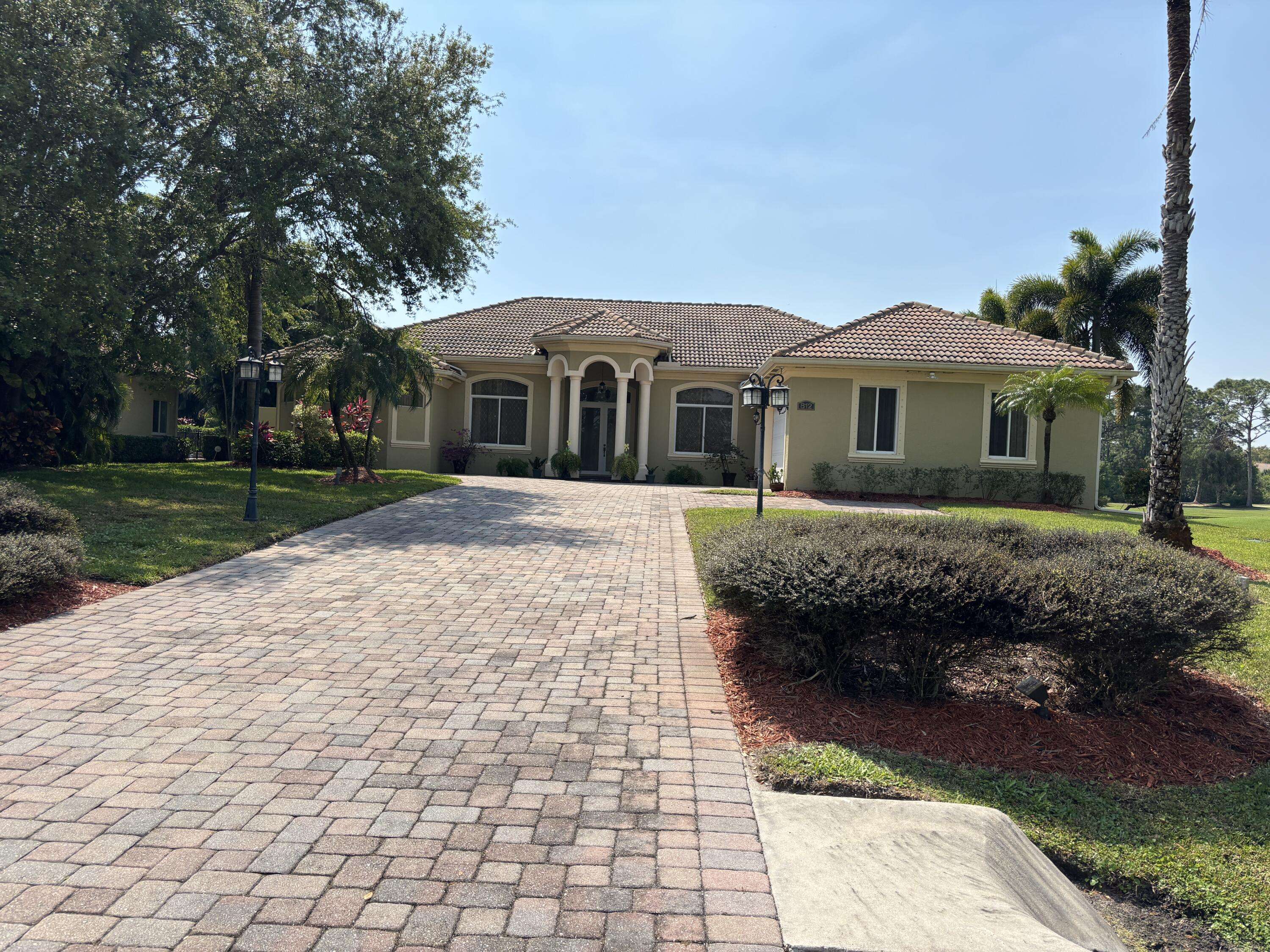 Palm City, FL 34990,812 SW Squire Johns LN