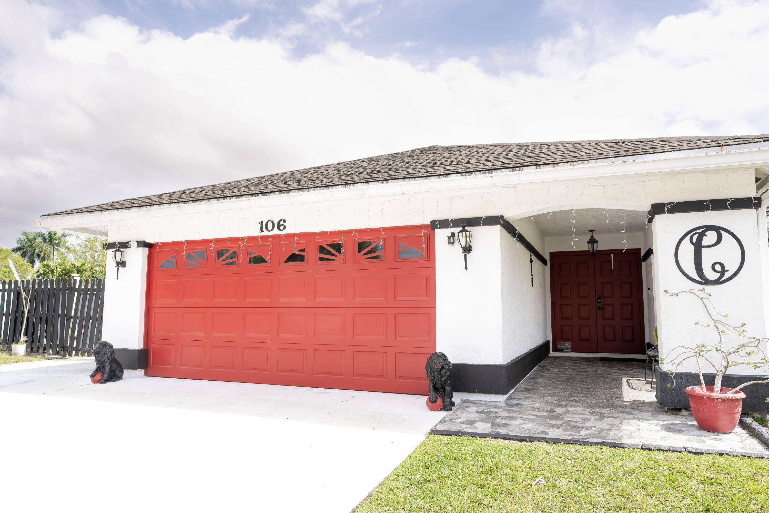 Royal Palm Beach, FL 33411,106 Segovia CT