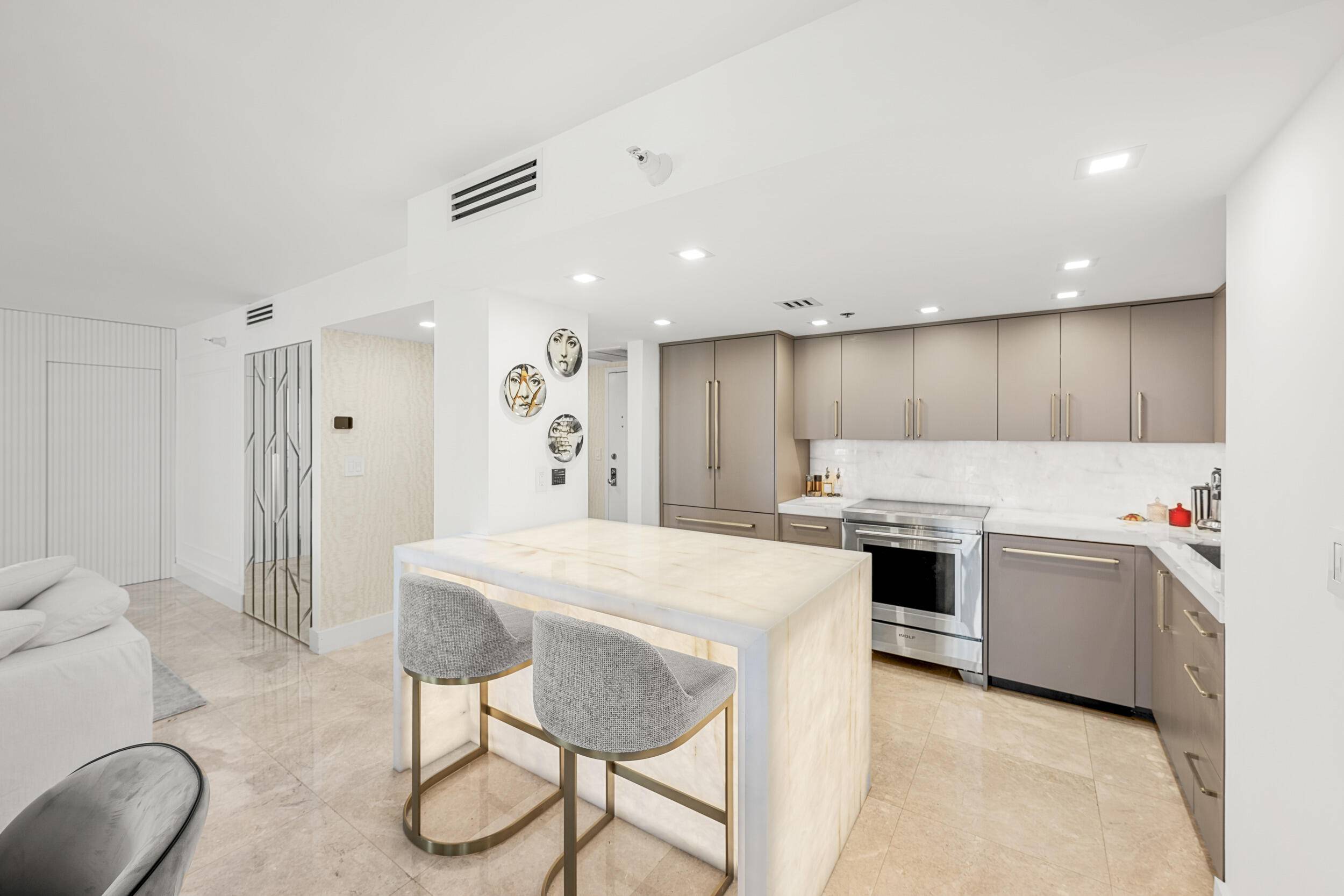 Miami, FL 33129,2025 Brickell AVE 1705