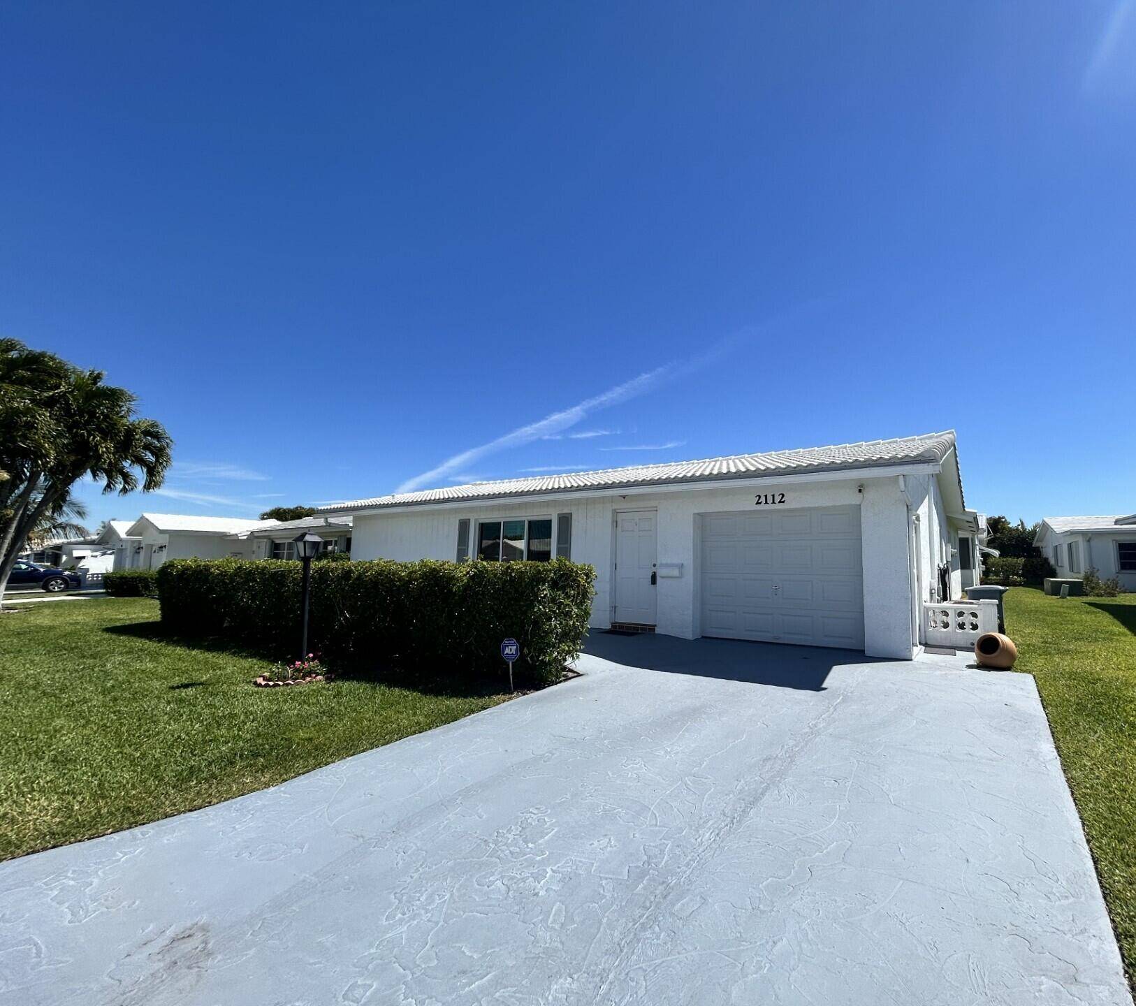 Boynton Beach, FL 33426,2112 SW 22nd ST