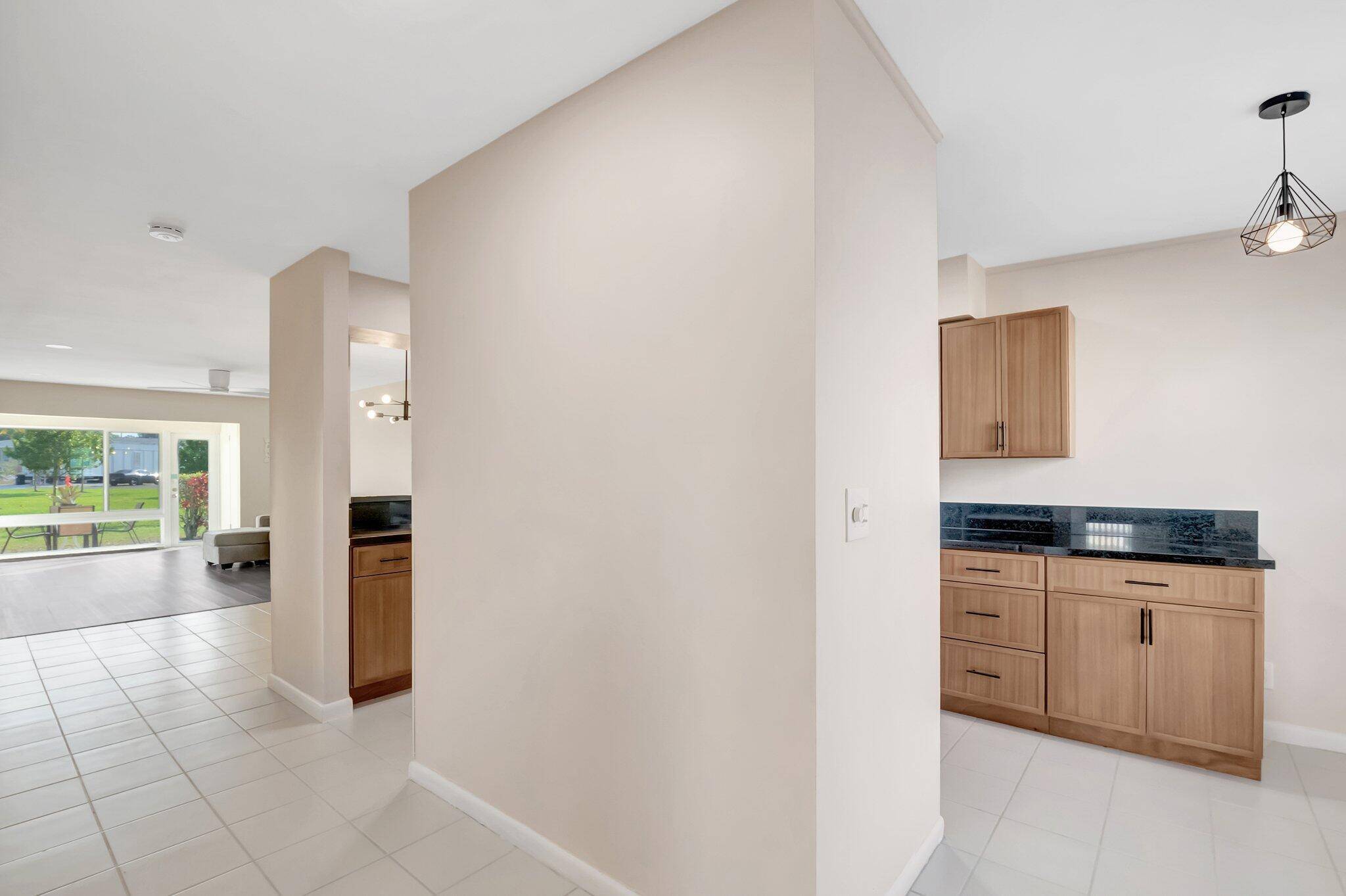 Delray Beach, FL 33484,13721 Flora Place Unit A