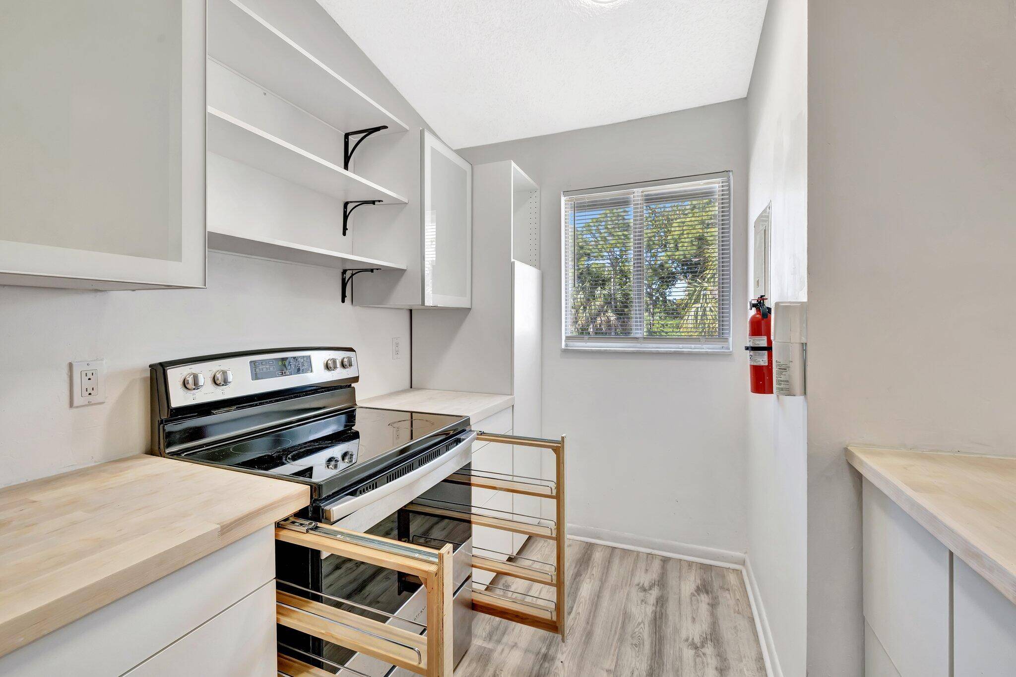 Fort Pierce, FL 34951,5755 Deer Run DR 1h