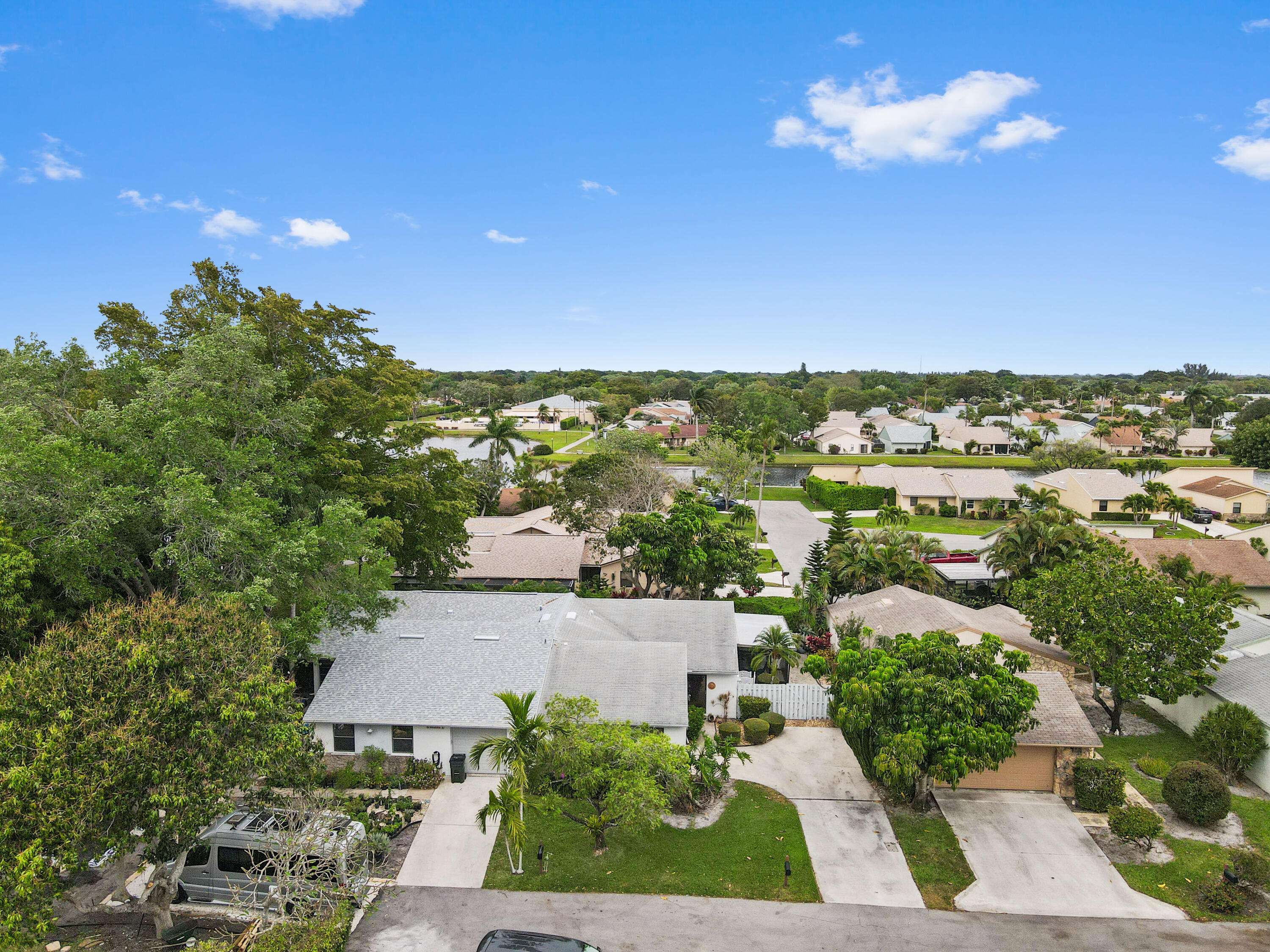Delray Beach, FL 33445,998 NW 26th AVE