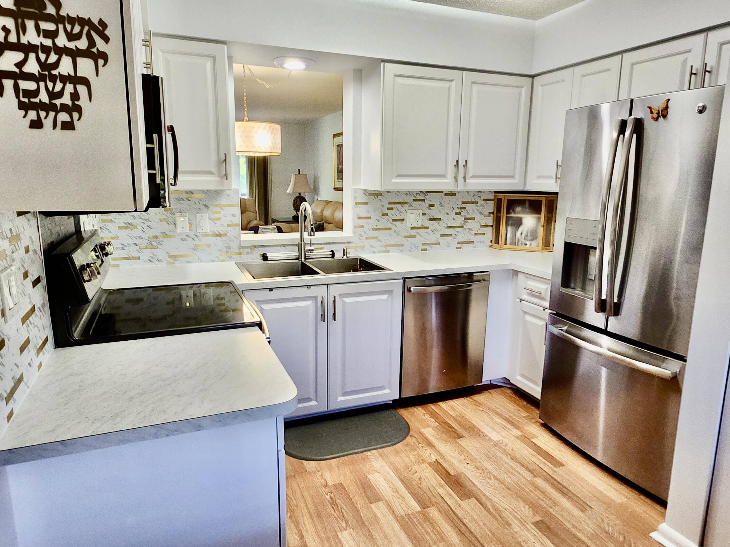 Delray Beach, FL 33446,7185 Huntington LN 405
