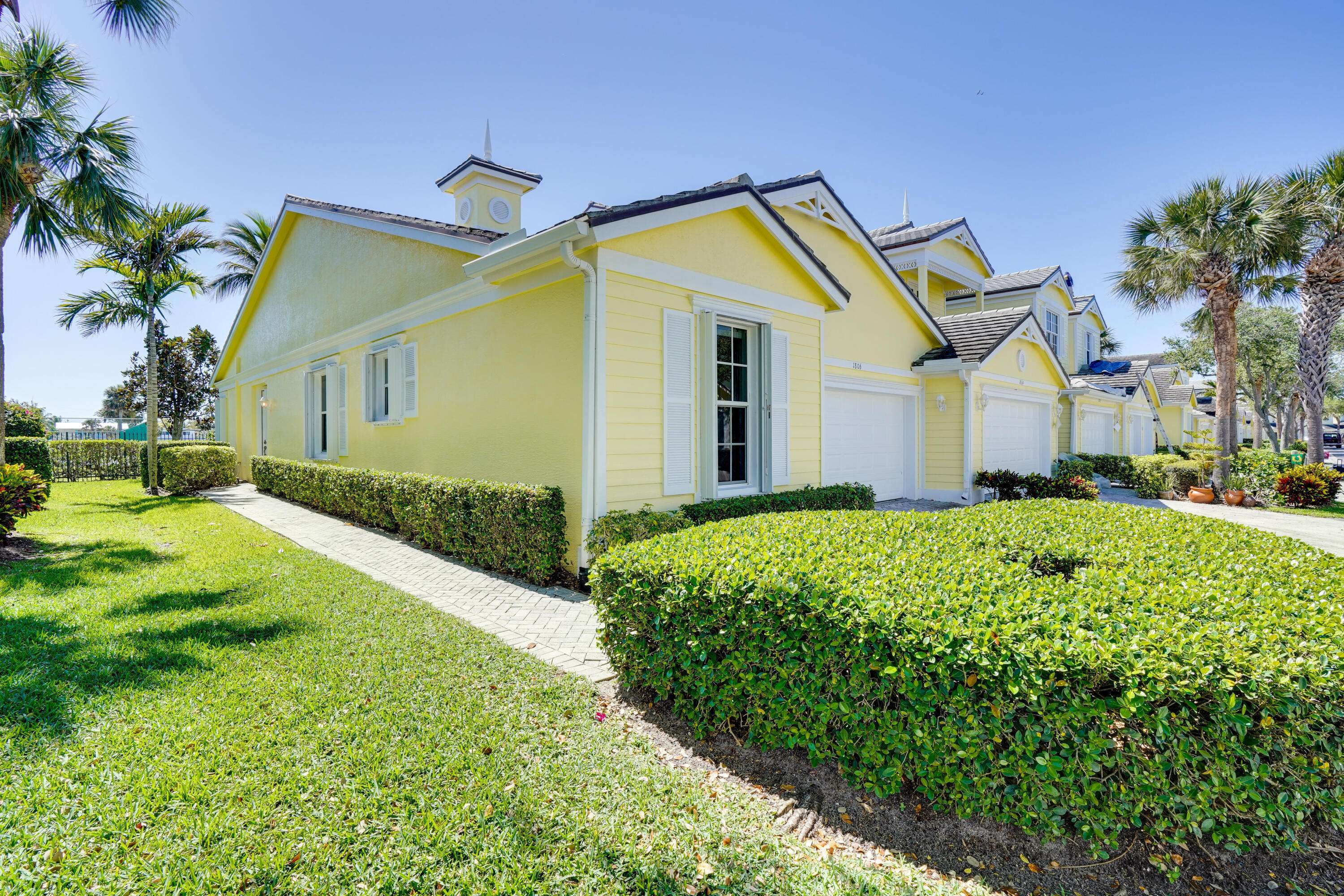 Fort Pierce, FL 34949,1806 Mariner Bay BLVD