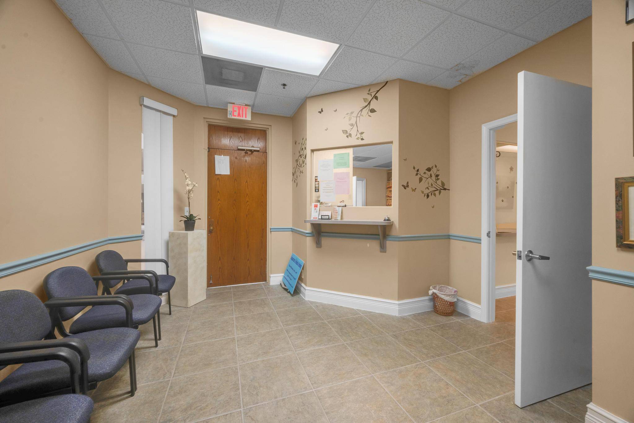 Loxahatchee Groves, FL 33470,13005 Southern BLVD 225
