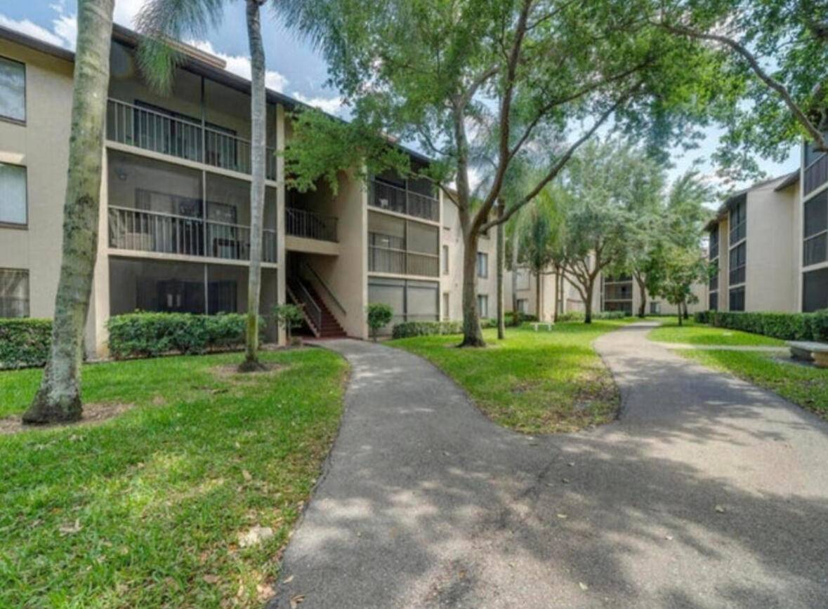 Greenacres, FL 33415
