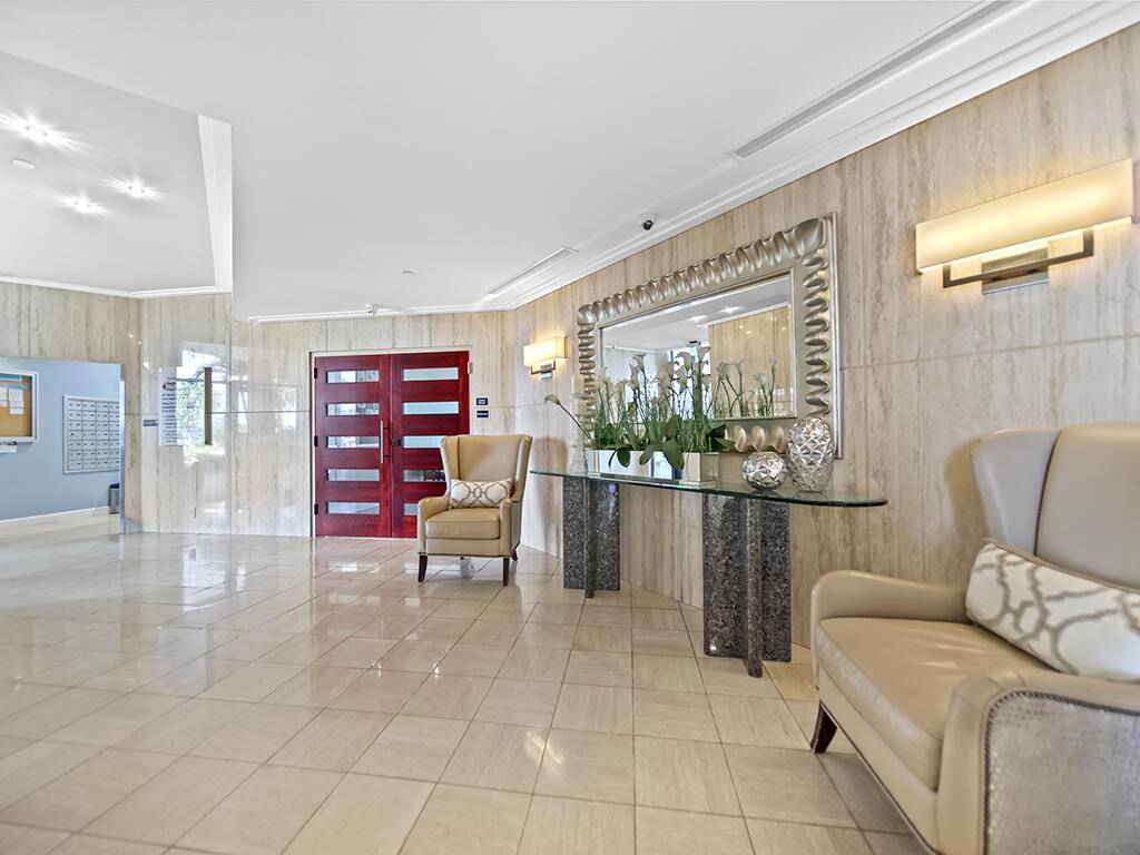 Jensen Beach, FL 34957,9650 S Ocean DR 909