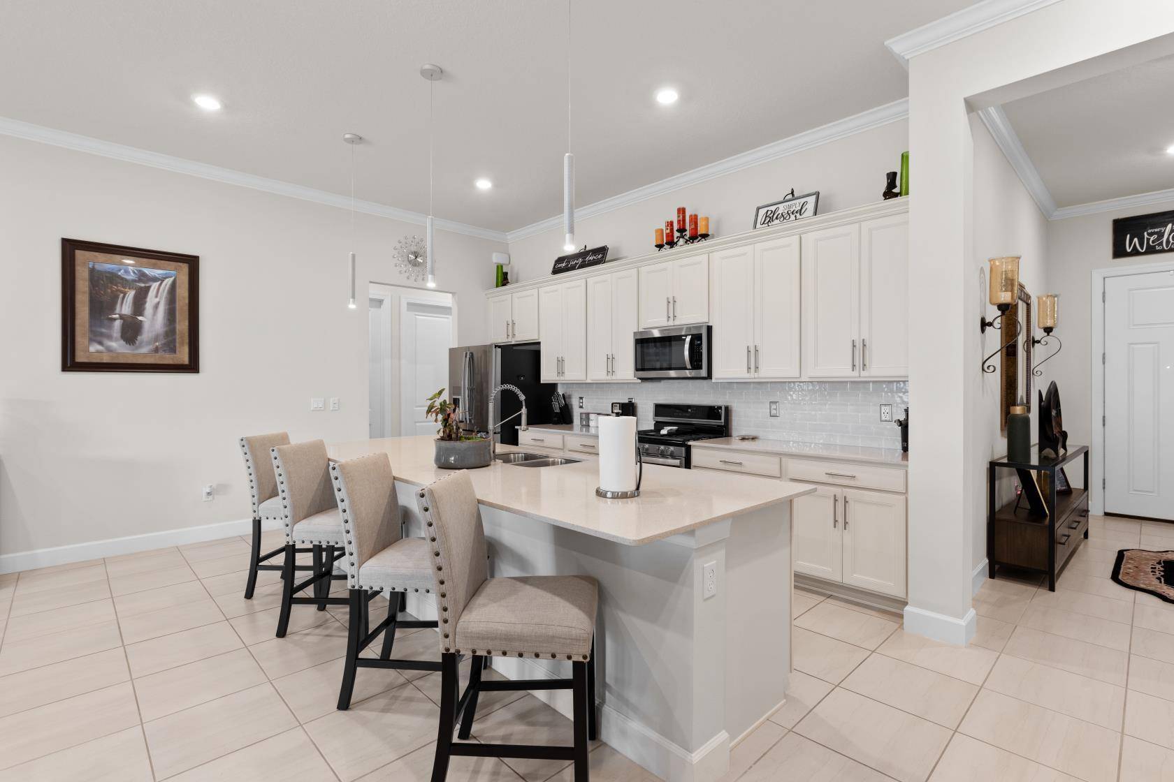 Port Saint Lucie, FL 34984,628 SE Boboli WAY