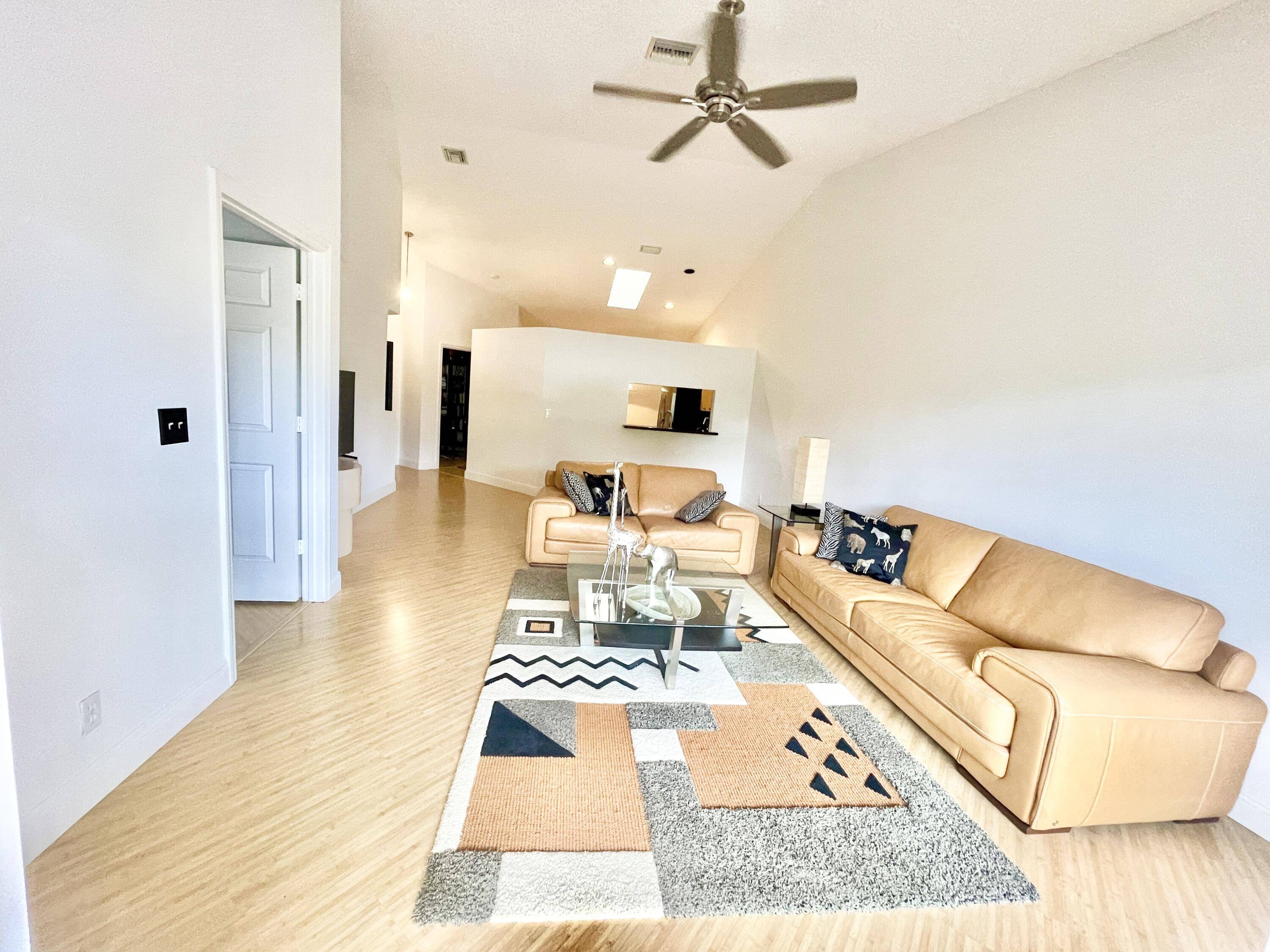 Boca Raton, FL 33496,8232 Via Di Veneto