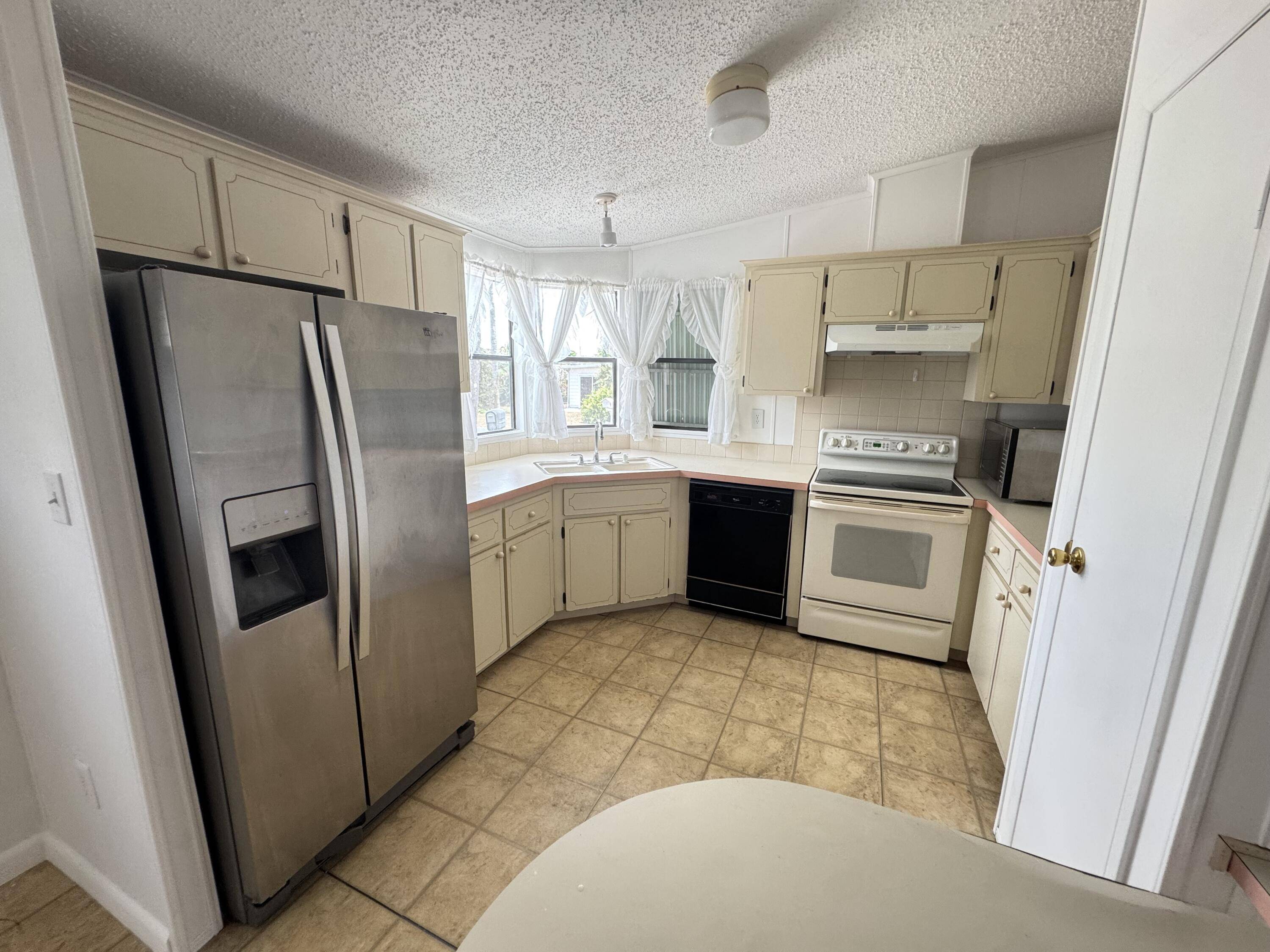 Boynton Beach, FL 33436,8933 Pine ST