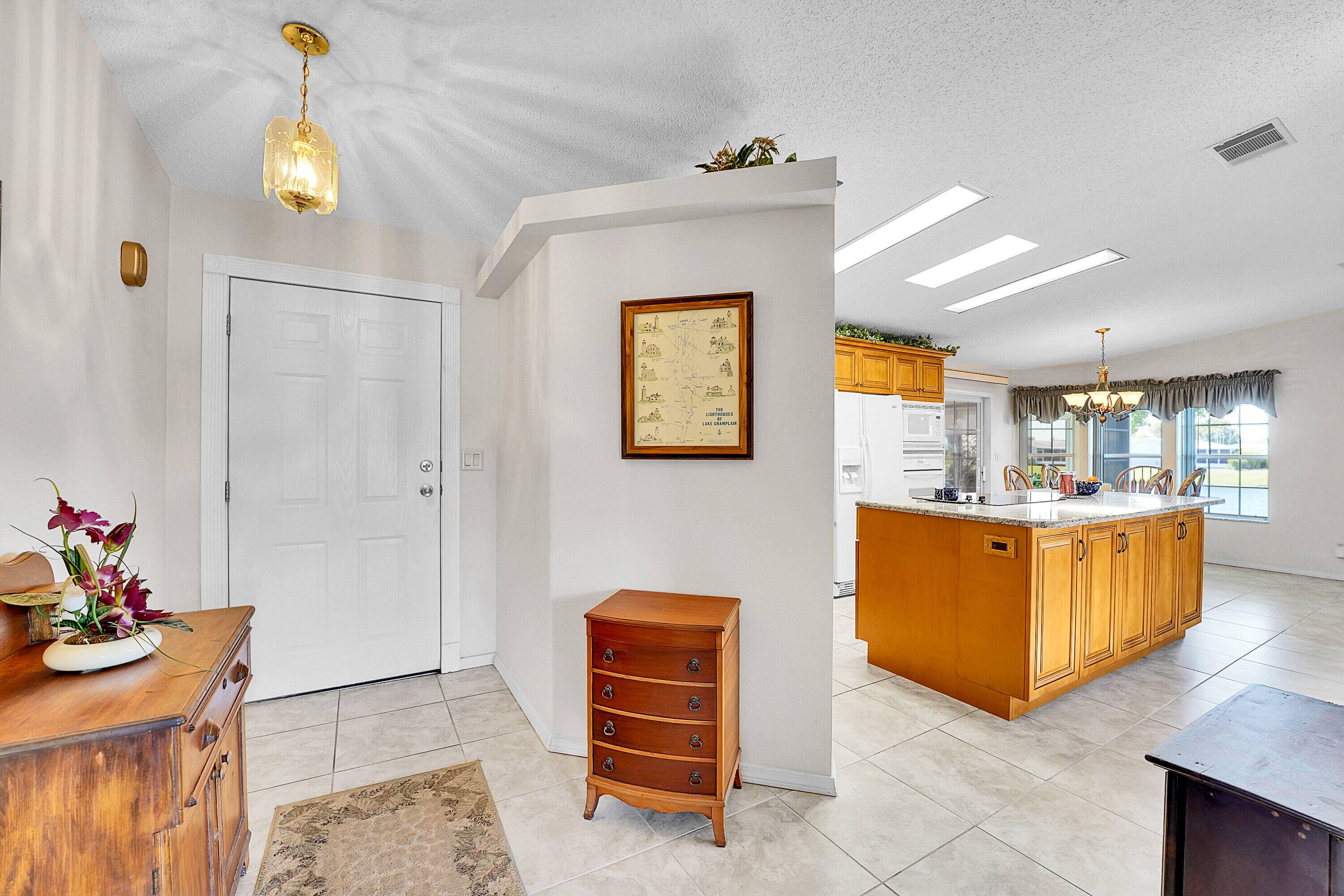 Port Saint Lucie, FL 34952,3700 Hydrilla CT