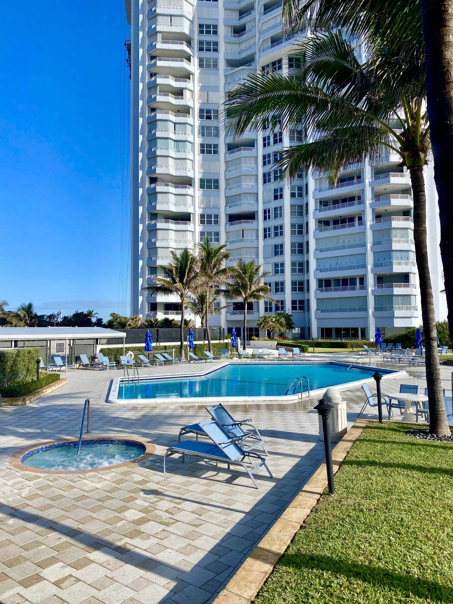 Singer Island, FL 33404,5200 N Ocean DR 1503