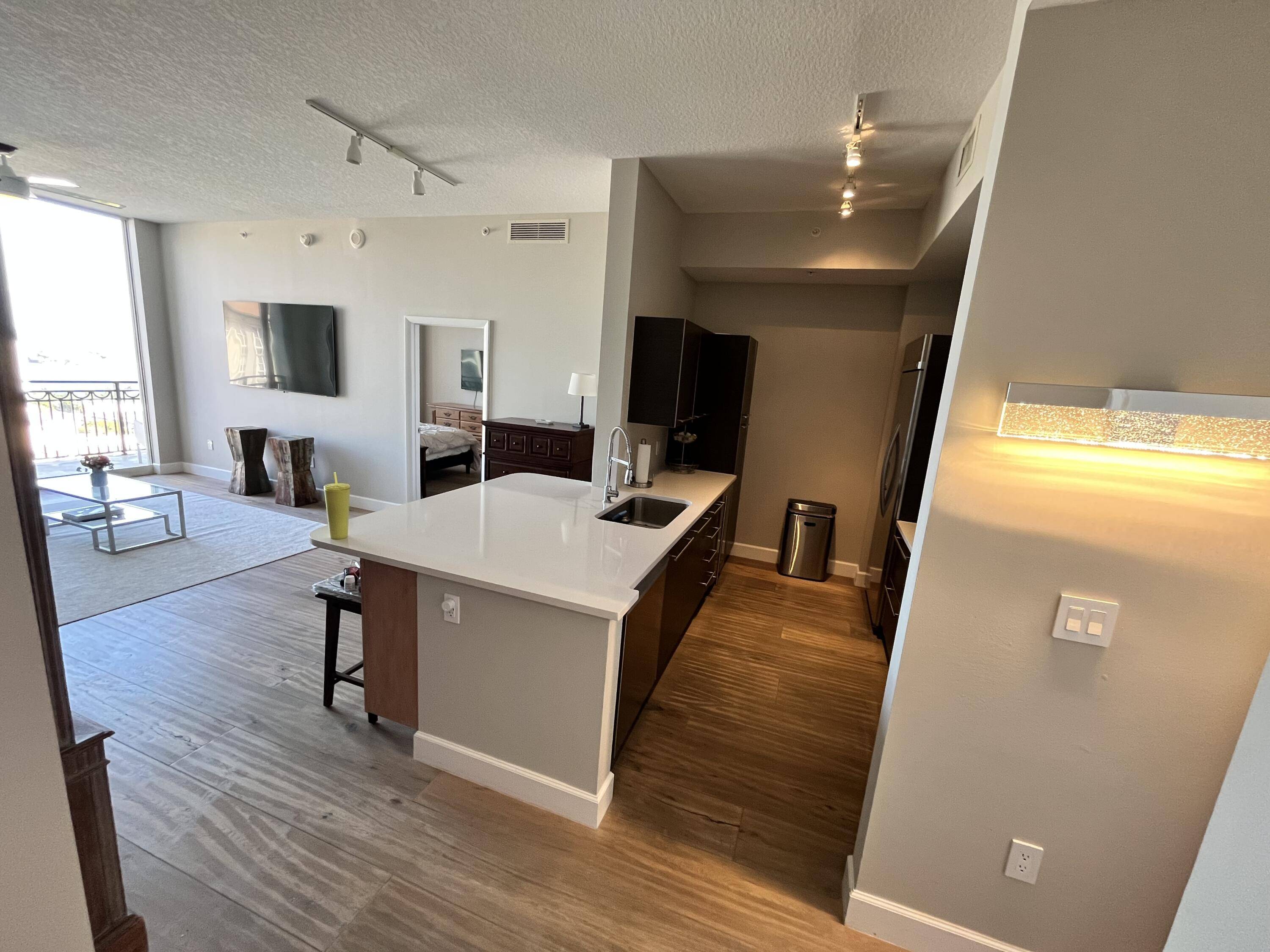 West Palm Beach, FL 33401,550 Okeechobee Blvd Uph-17