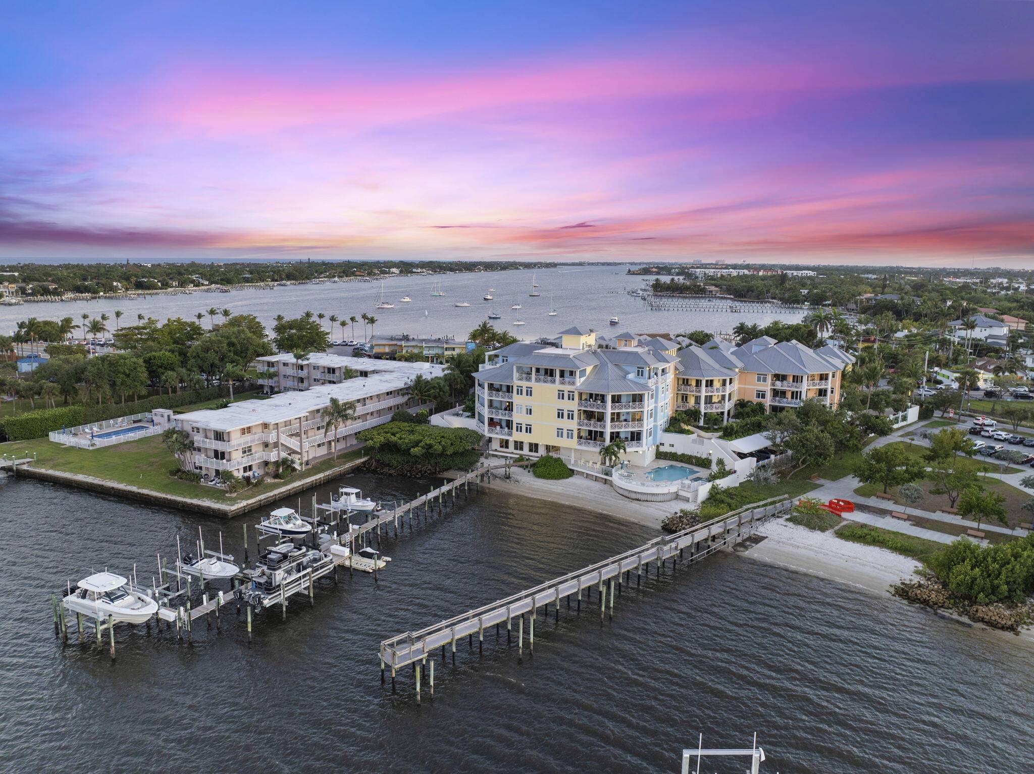 Lantana, FL 33462,309 E Ocean AVE 103