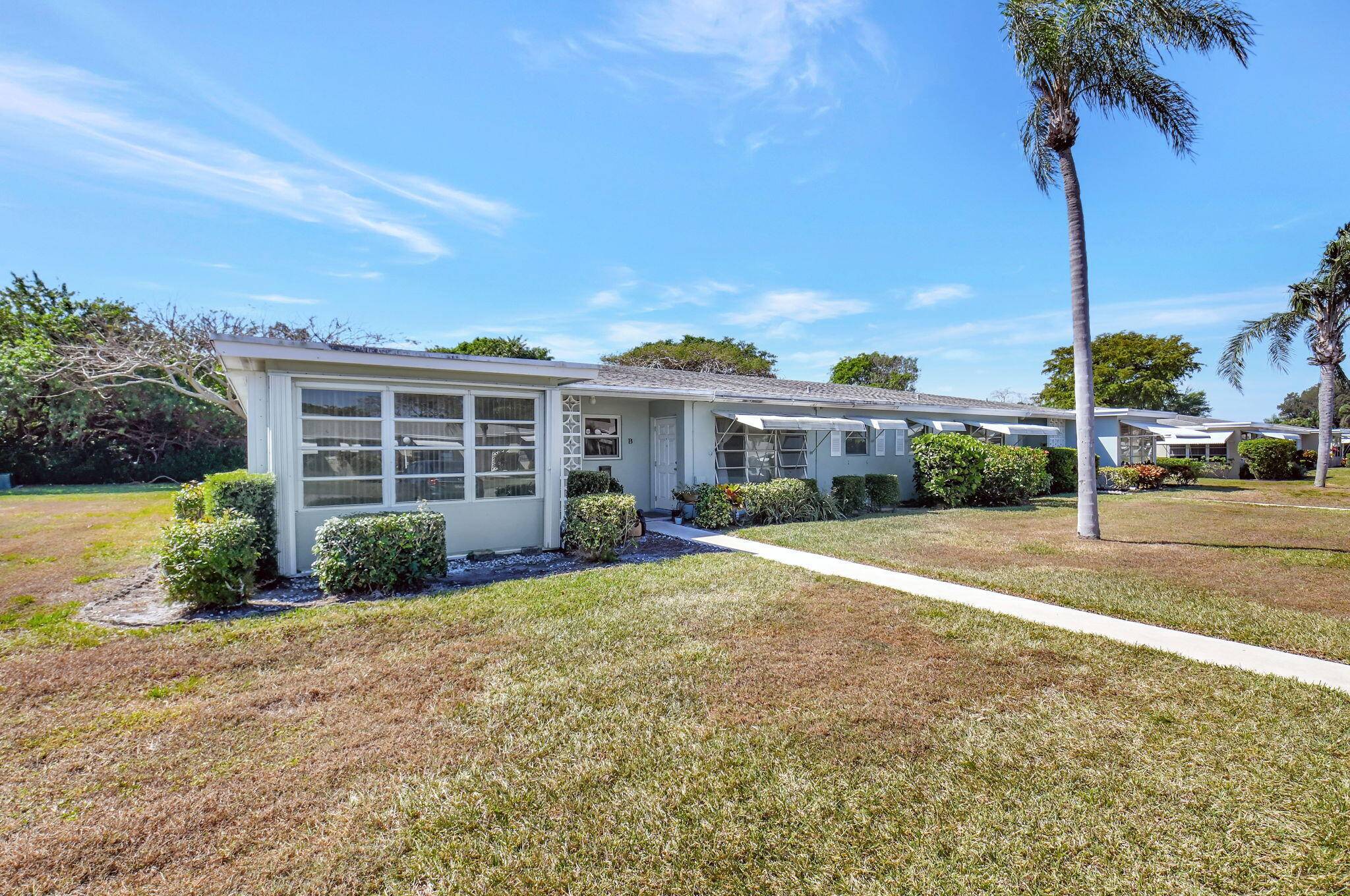 Delray Beach, FL 33445,170 E High Point TER Apt B