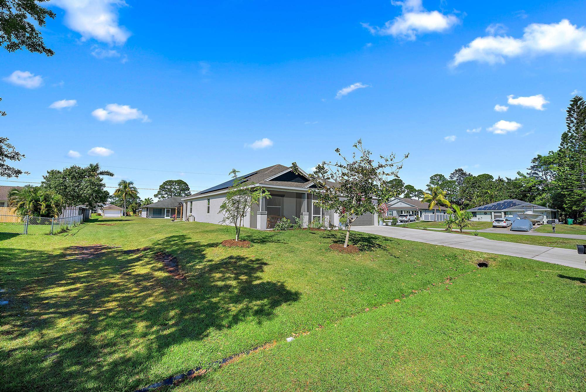 Port Saint Lucie, FL 34983,1302 SE Naples LN