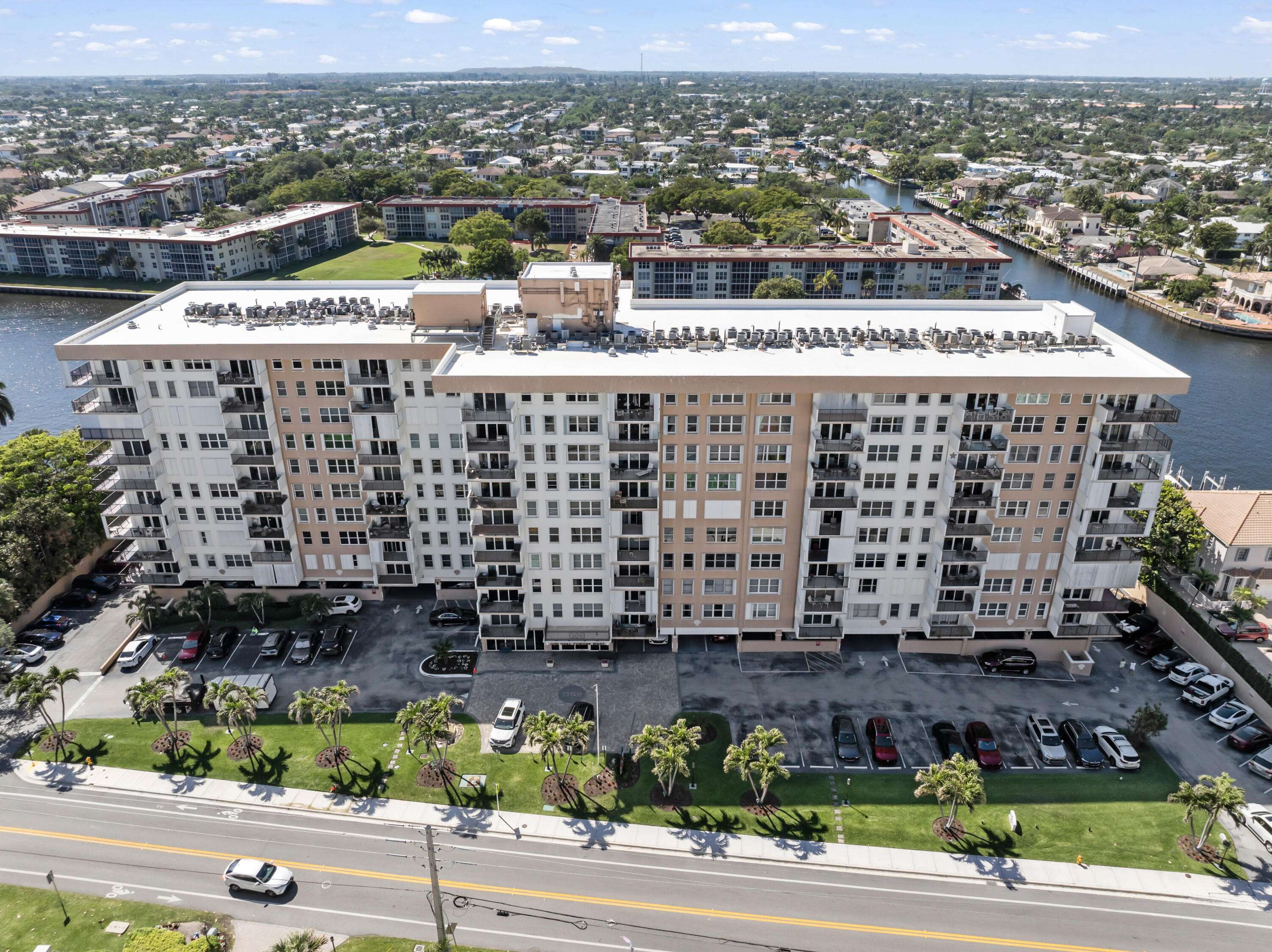 Hillsboro Beach, FL 33062,1150 Hillsboro Mile 714