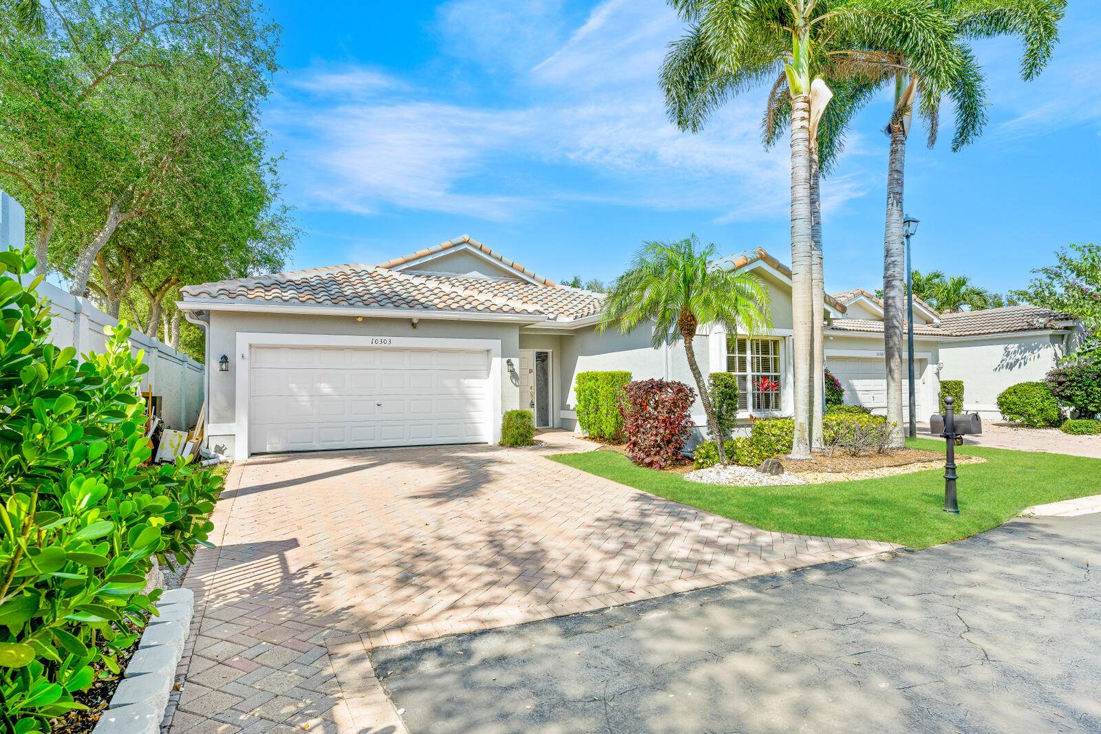 Boynton Beach, FL 33437,10303 N Utopia CIR