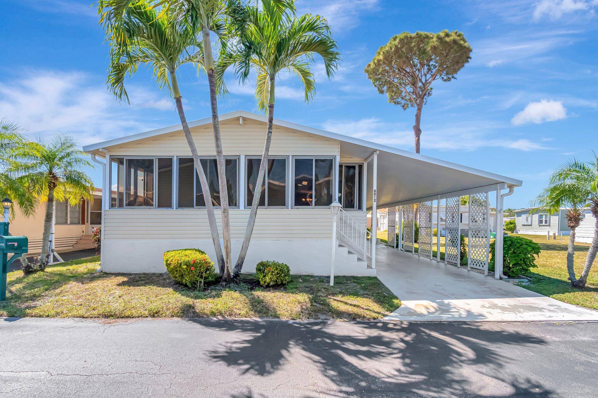 Boynton Beach, FL 33436,6012 Daiquiri Bay