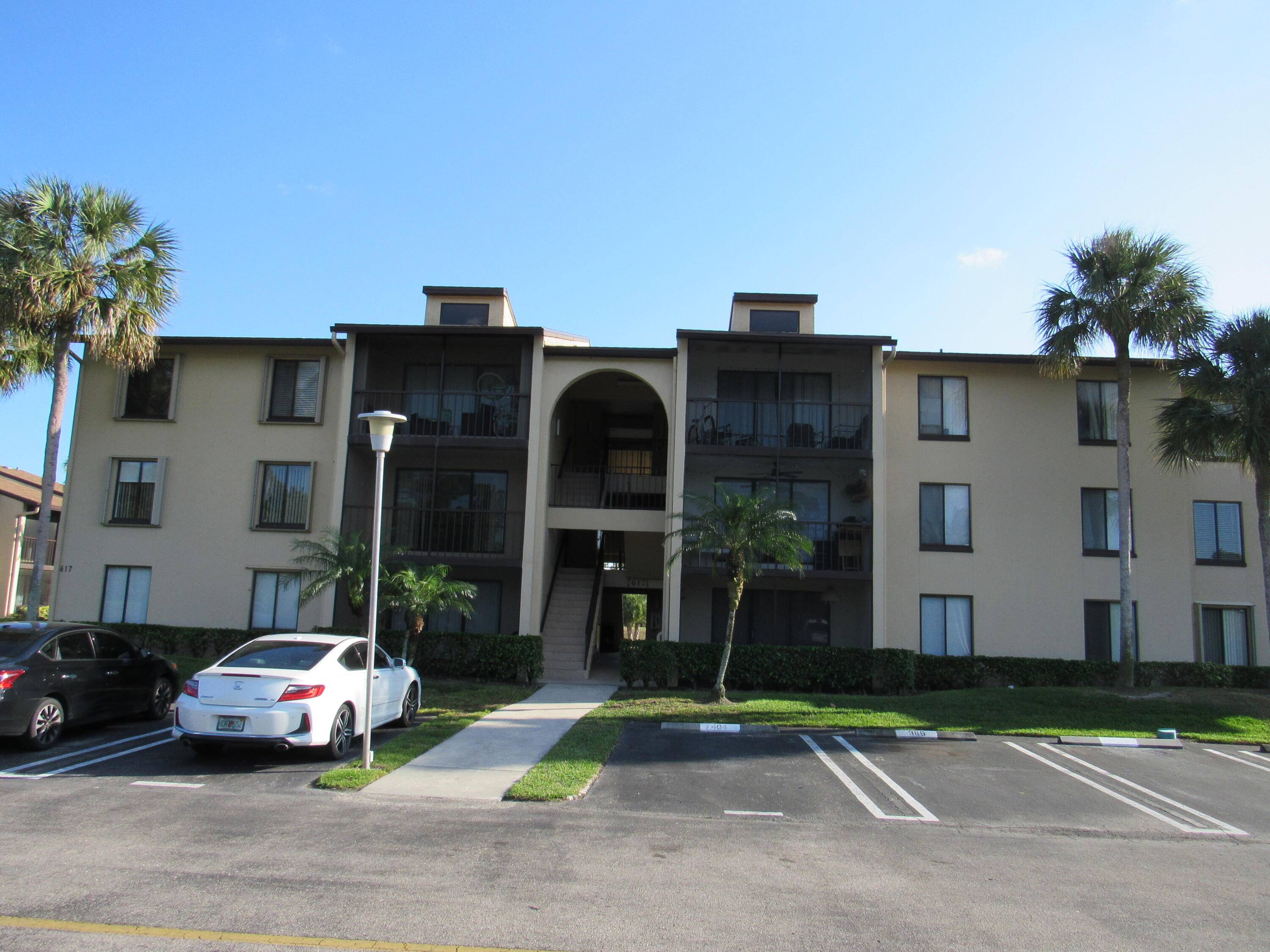 Greenacres, FL 33415,617 Sea Pine WAY A2