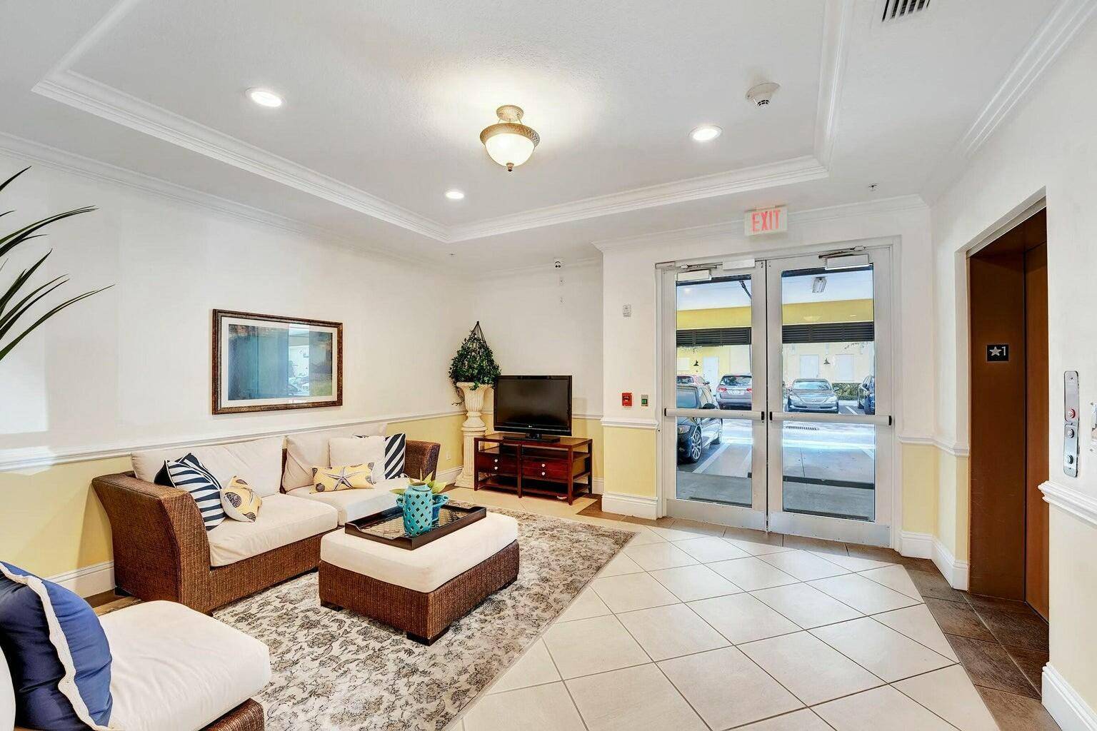 Delray Beach, FL 33483,3120 E Latitude CIR 206