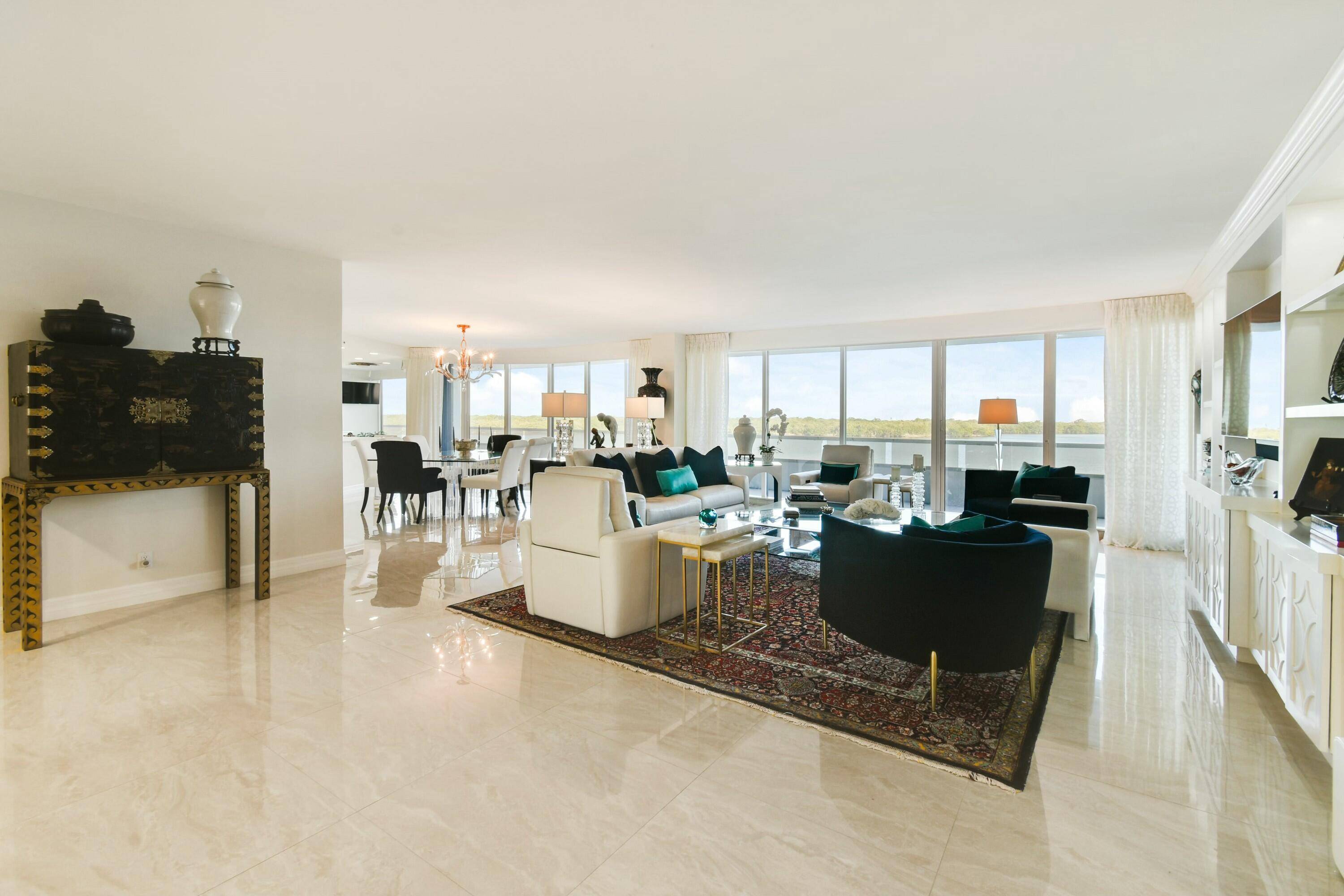 North Palm Beach, FL 33408,100 Lakeshore DR 351
