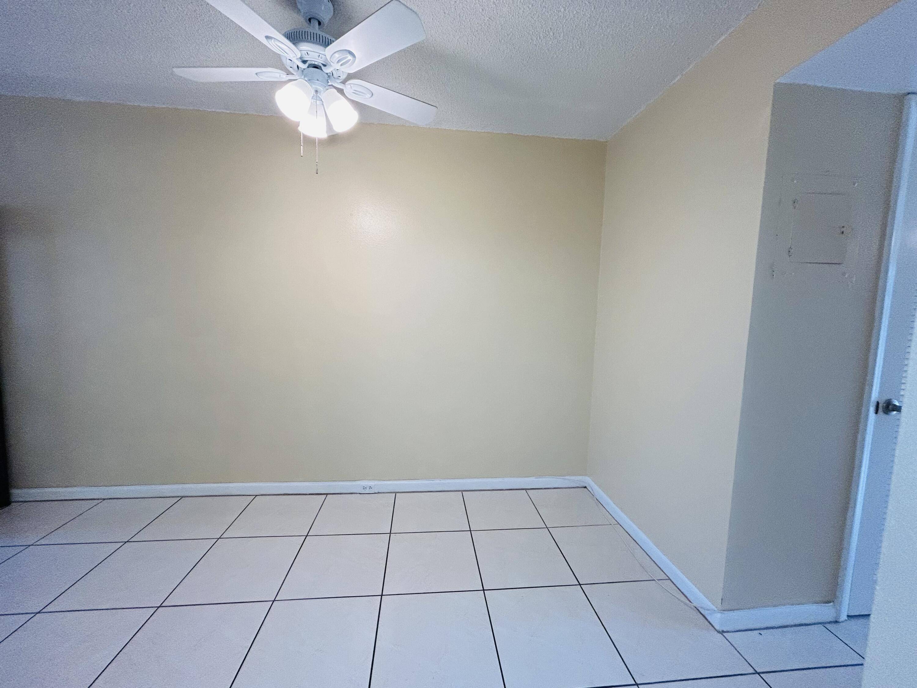 West Palm Beach, FL 33417,235 Canterbury K