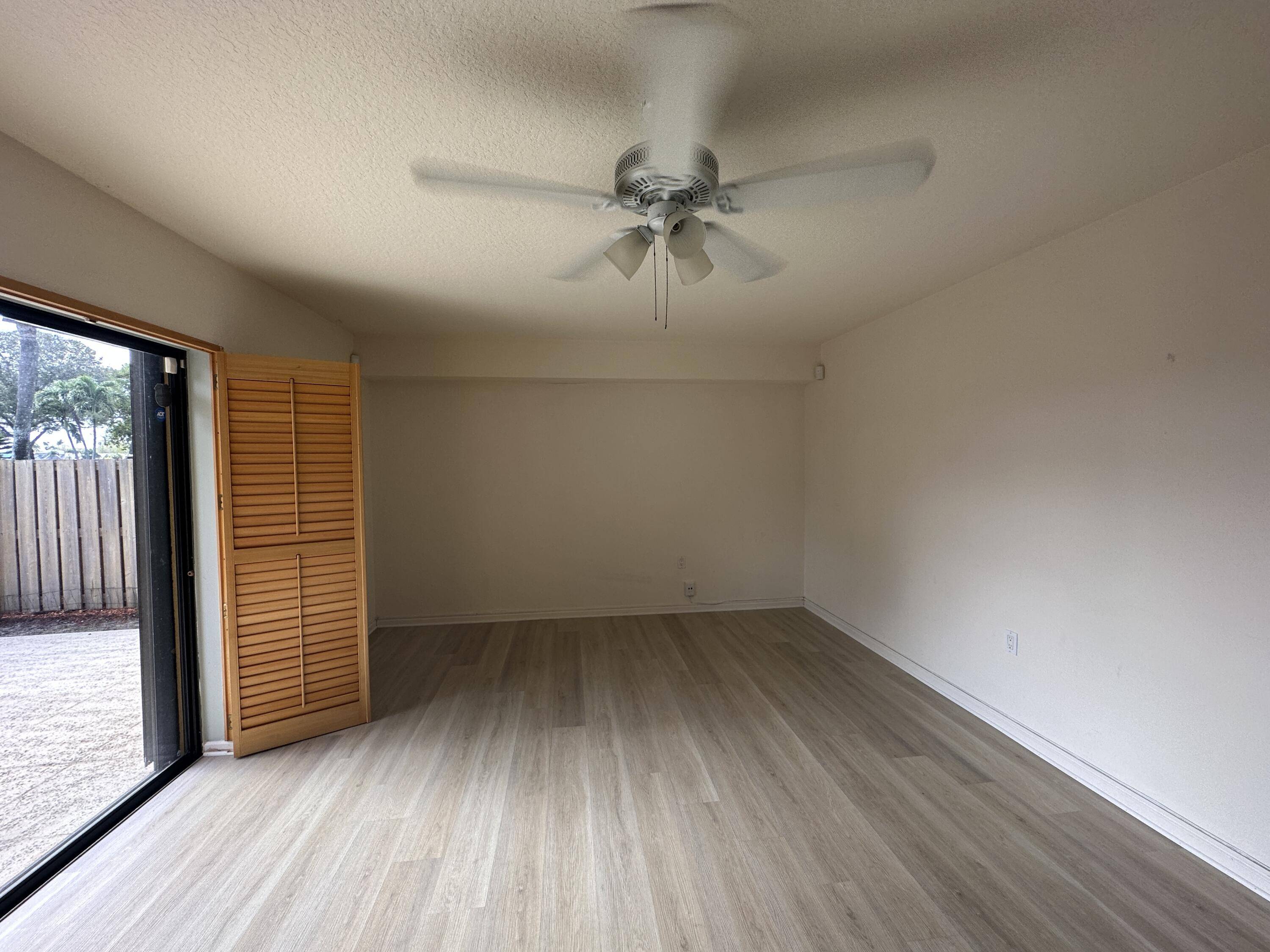 West Palm Beach, FL 33407,2508 25th WAY