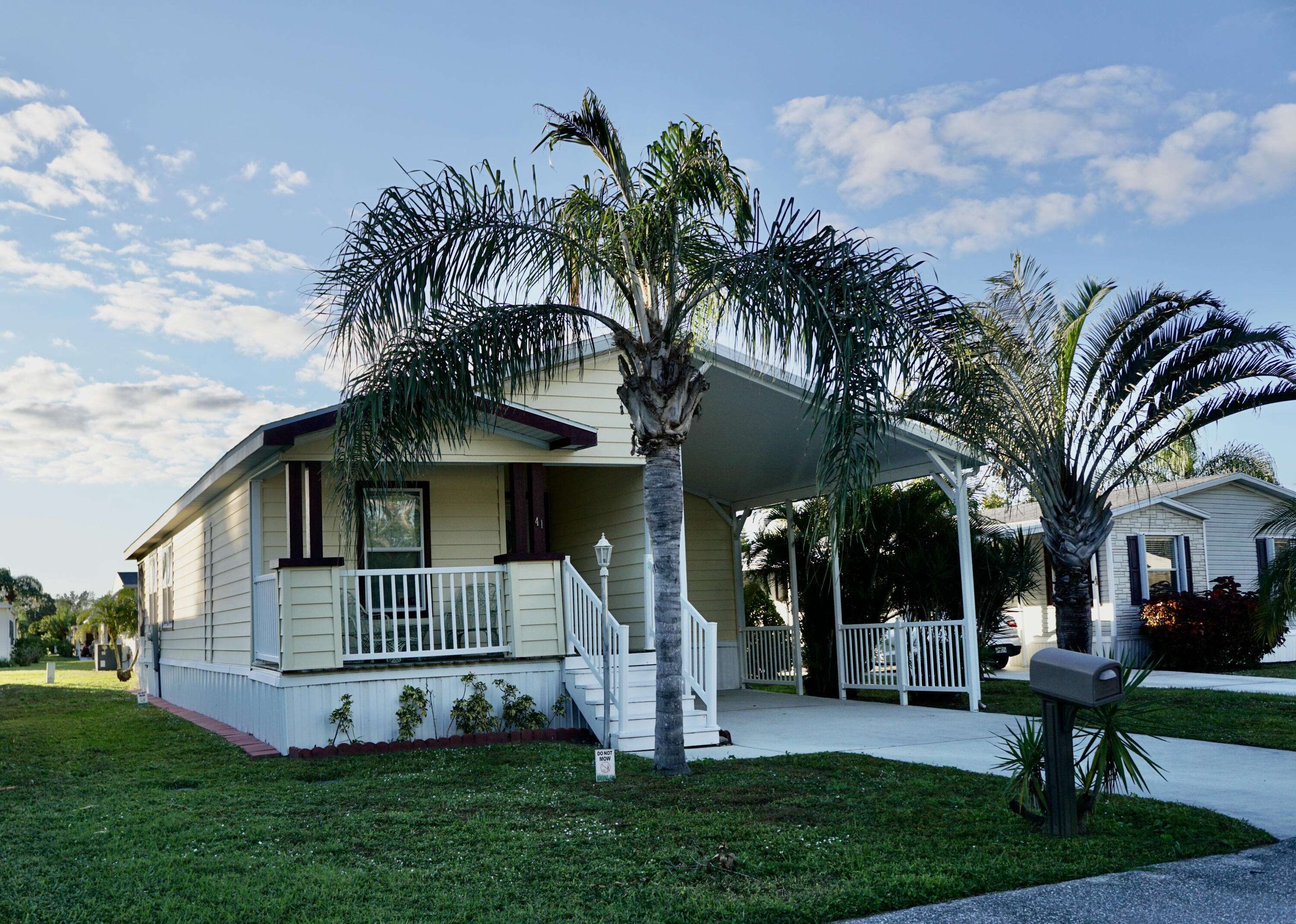Port Saint Lucie, FL 34952,41 Montilla WAY