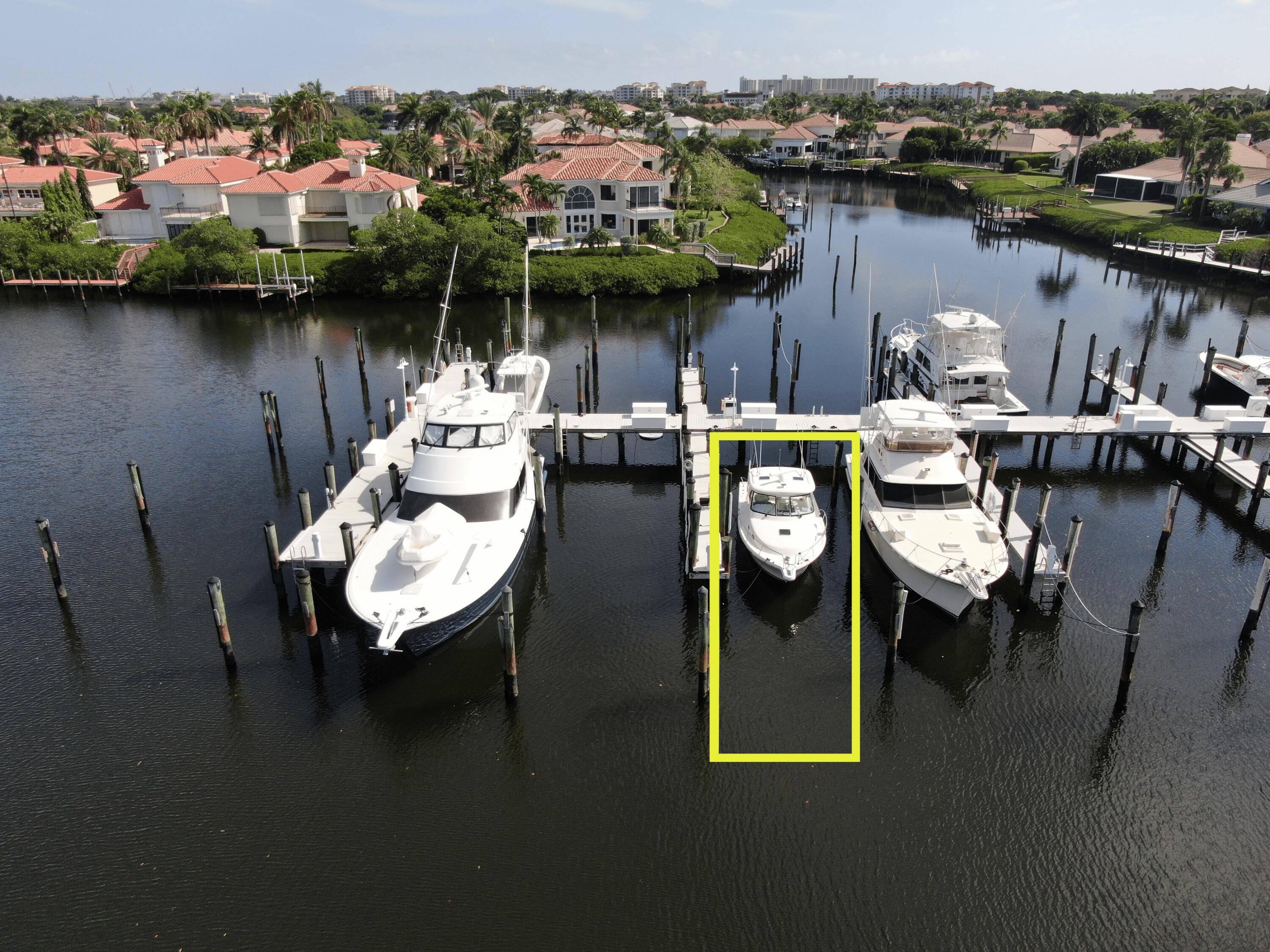 Jupiter, FL 33477,3232 Casseekey Island RD 10s