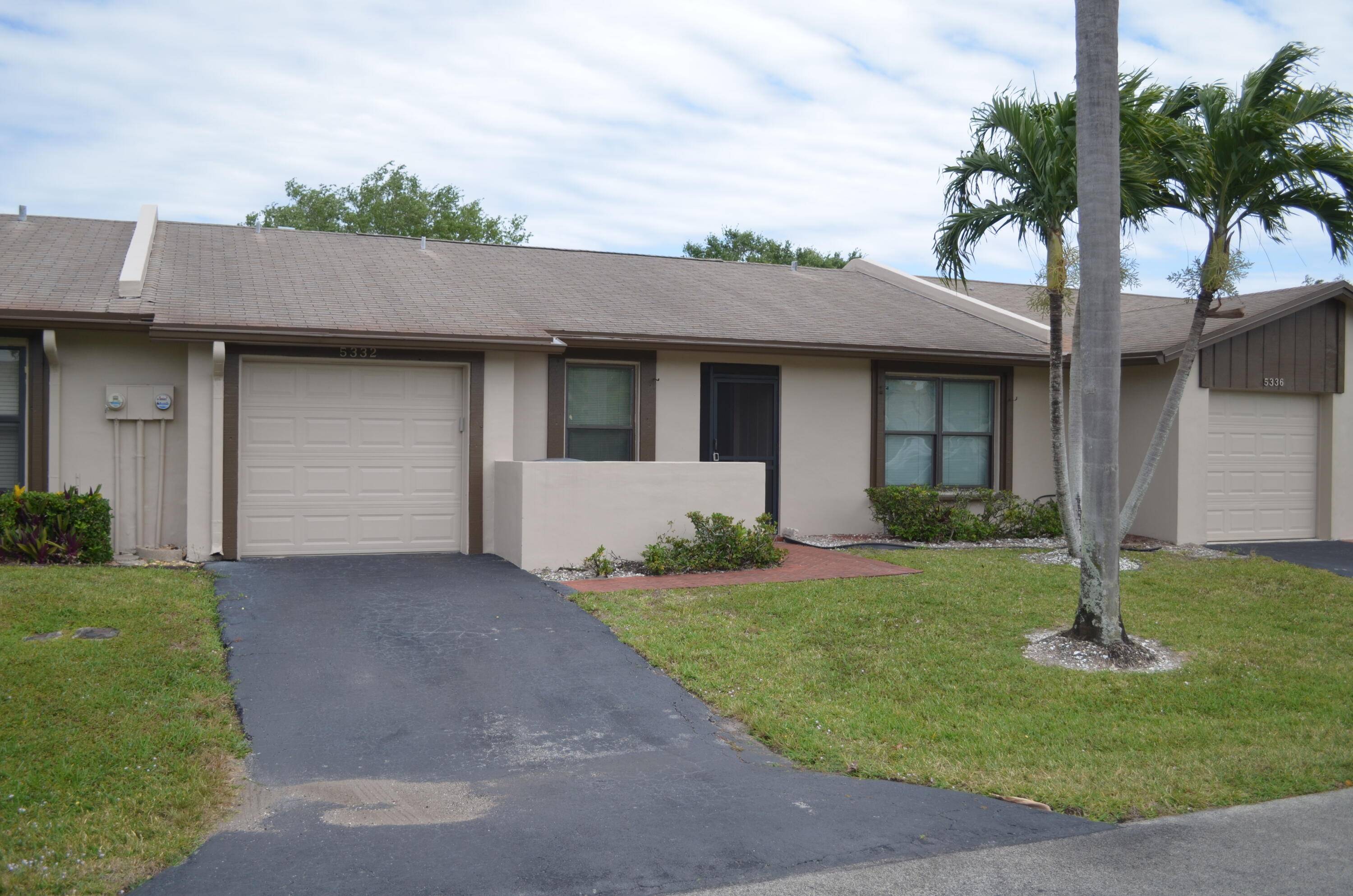 Delray Beach, FL 33484,5332 Viburnum CIR