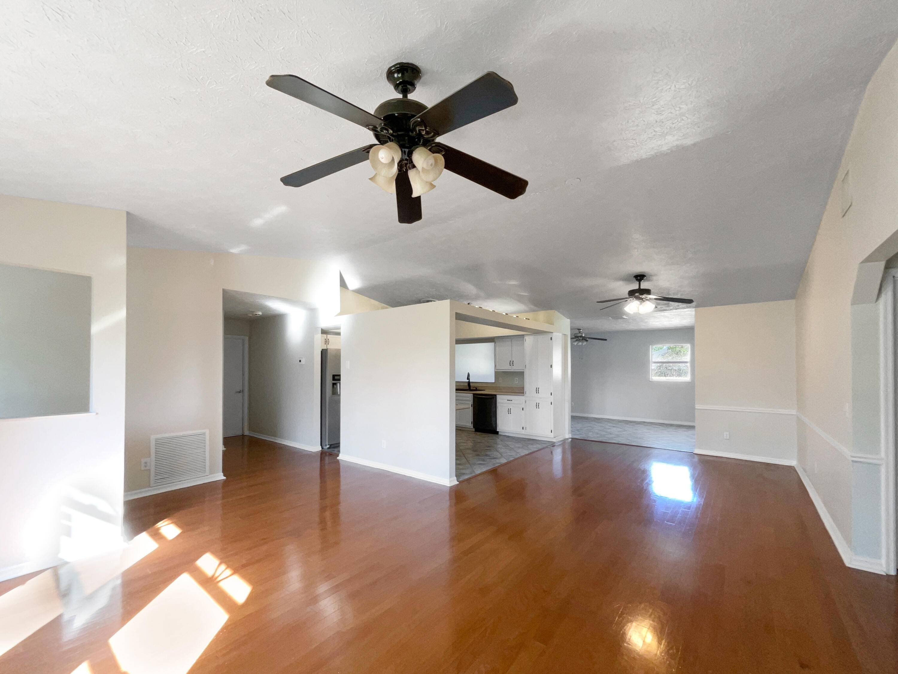 Port Saint Lucie, FL 34983,566 NW Sagamore TER