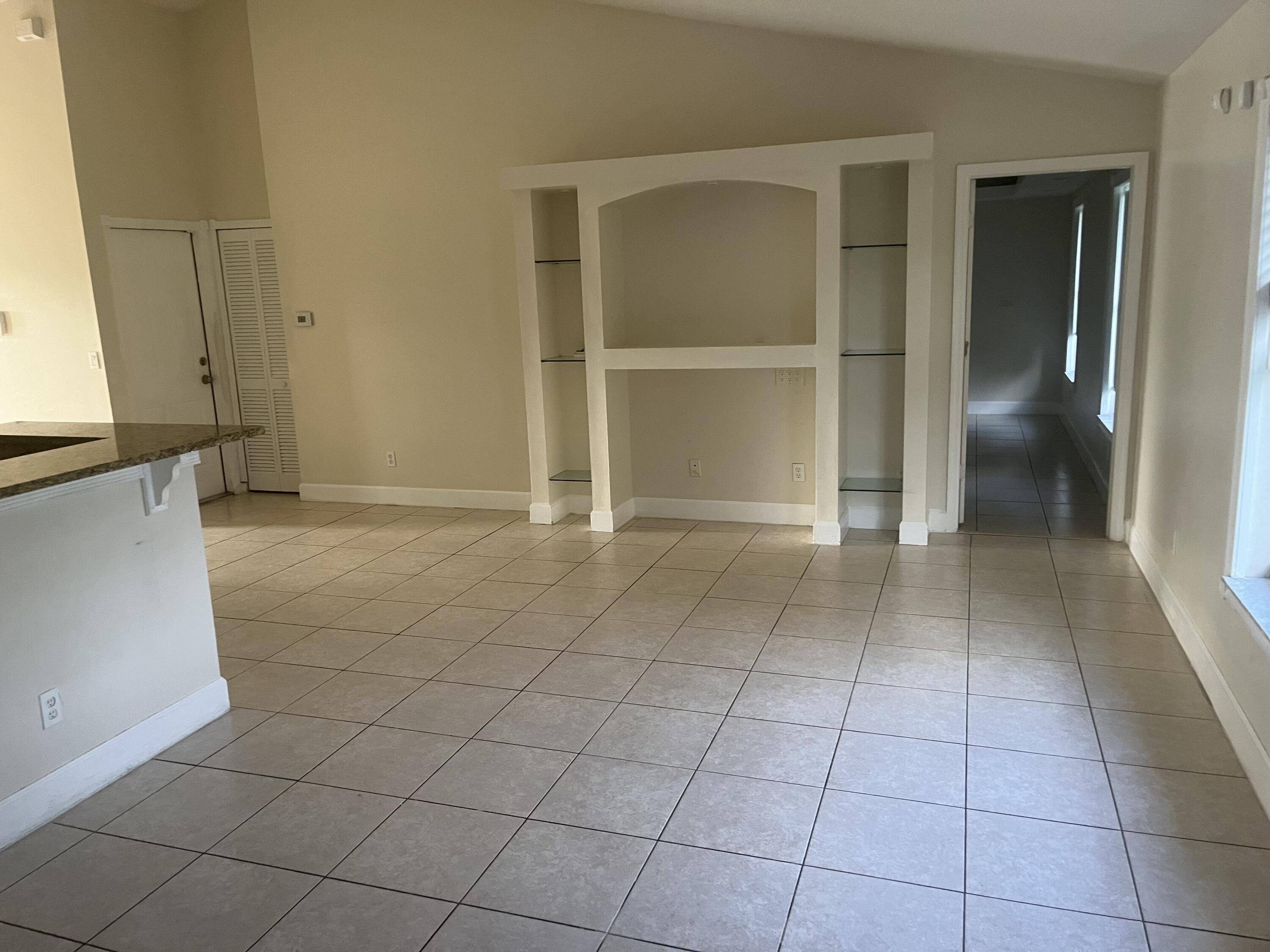 Port Saint Lucie, FL 34953,702 SW Amber TER