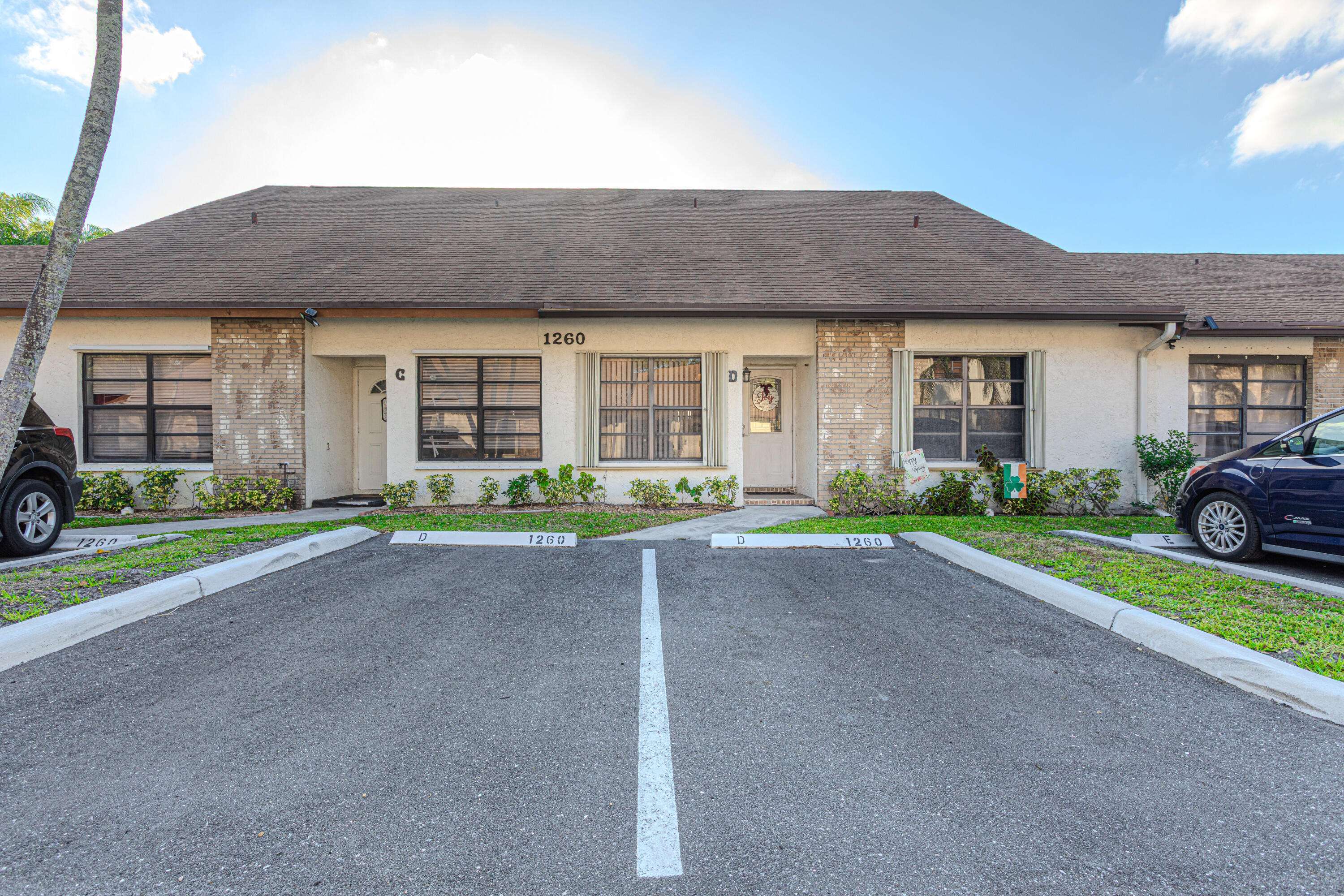 Greenacres, FL 33415,1260 Parkside Green DR D